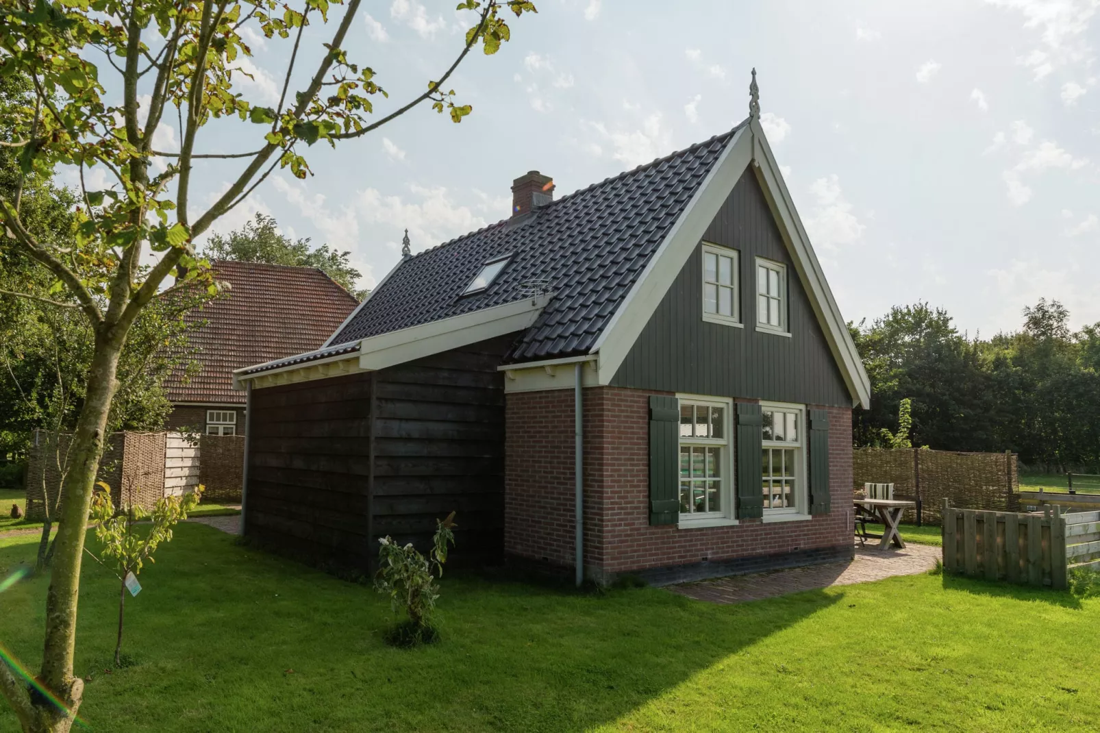 De Grutto-Exterior summer