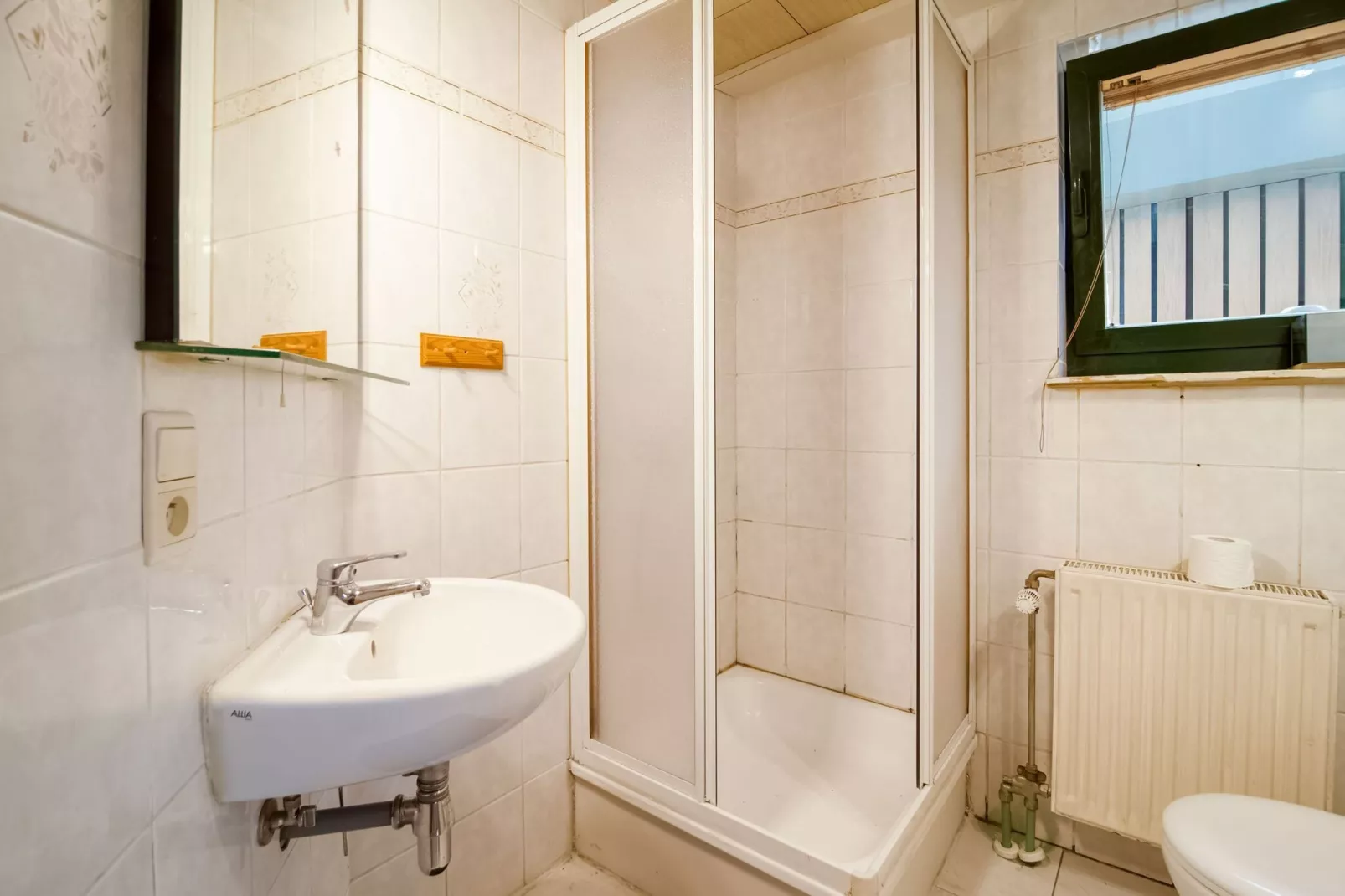 Hompré 1-Bathroom
