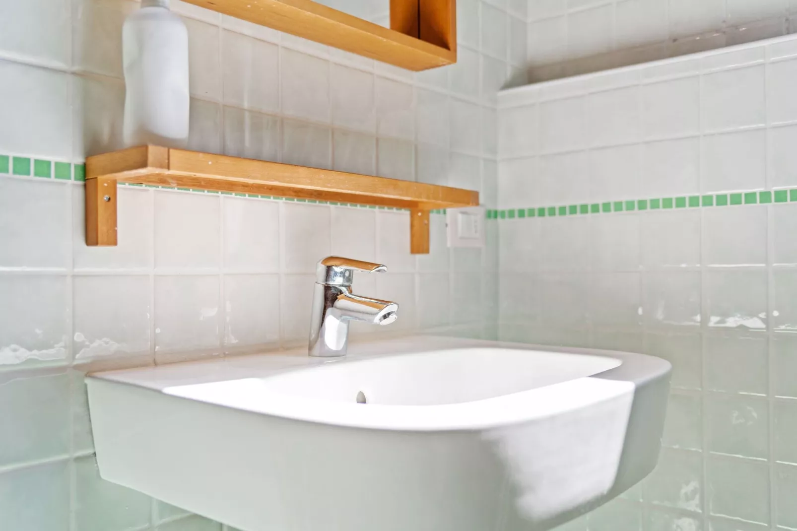 Aia-Bathroom