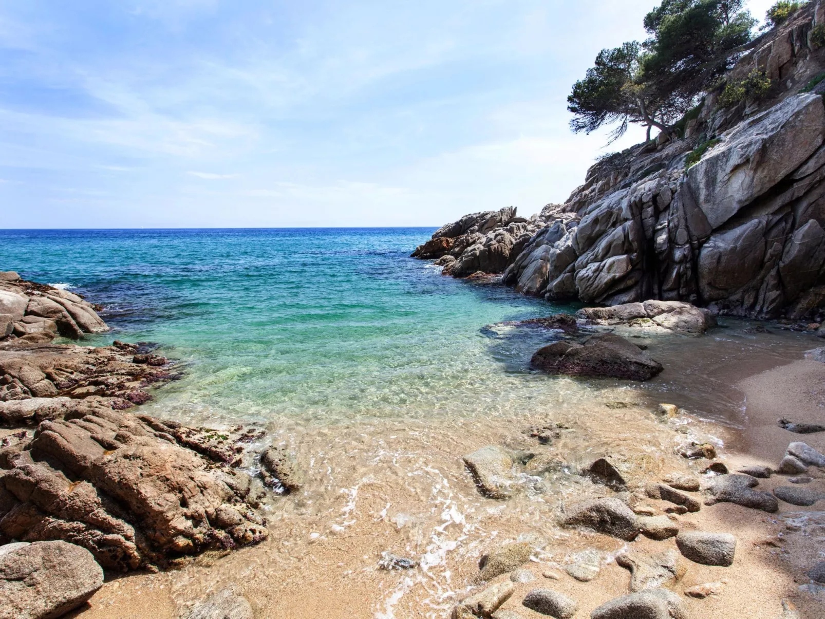Puig Dels Daus-Outside