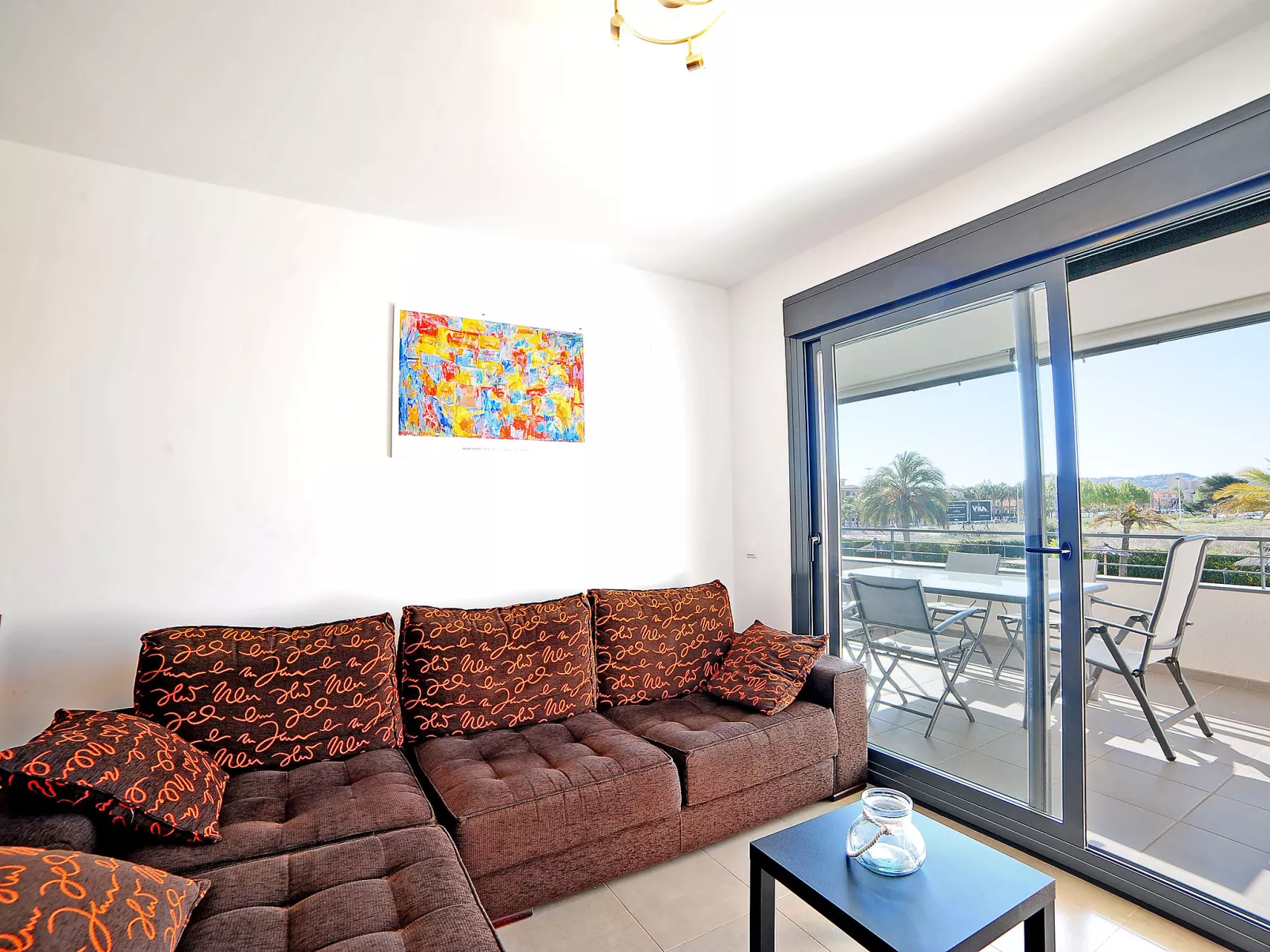 Isleta Marina-Inside