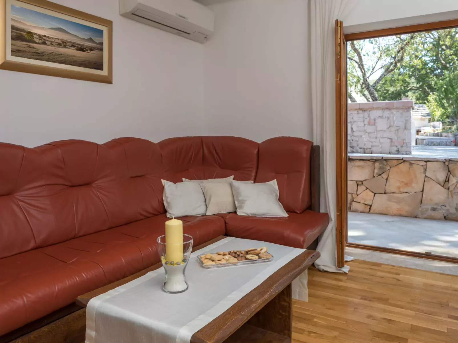 Villa Dalmatica moderna-Dedans