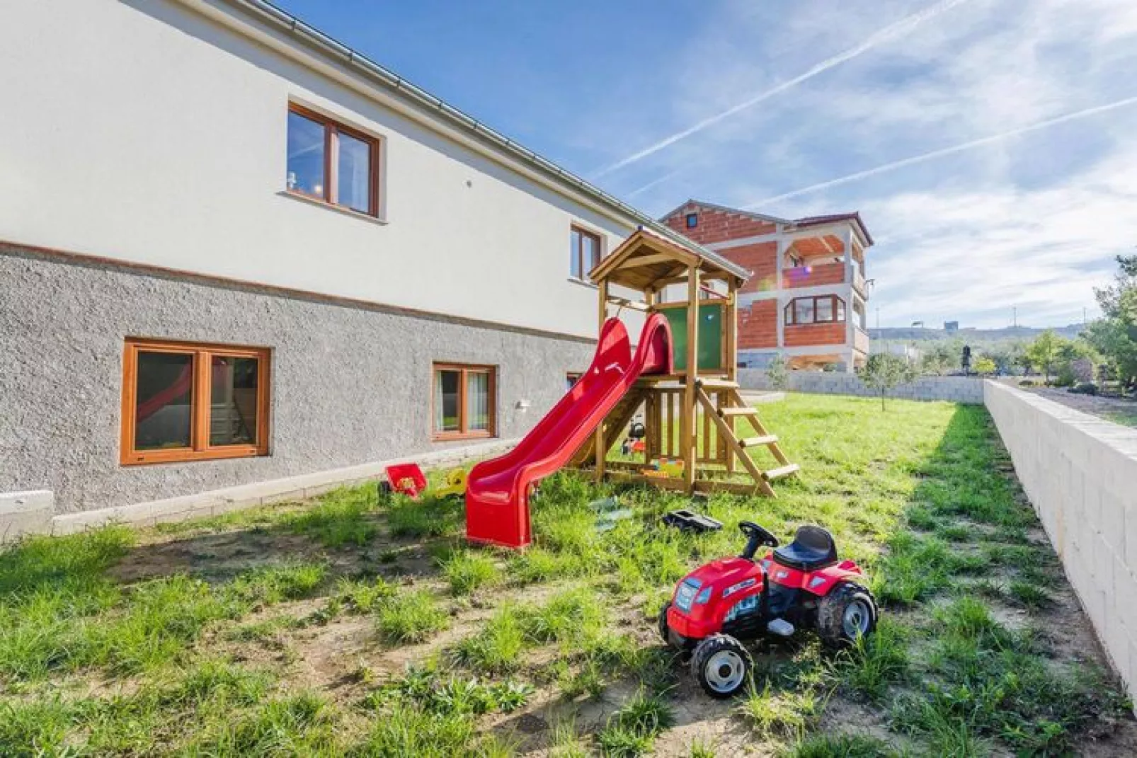 Villa in Rovanjska mit Pool SD-93 FH ca 185 qm für 8 Pers-Exterior summer