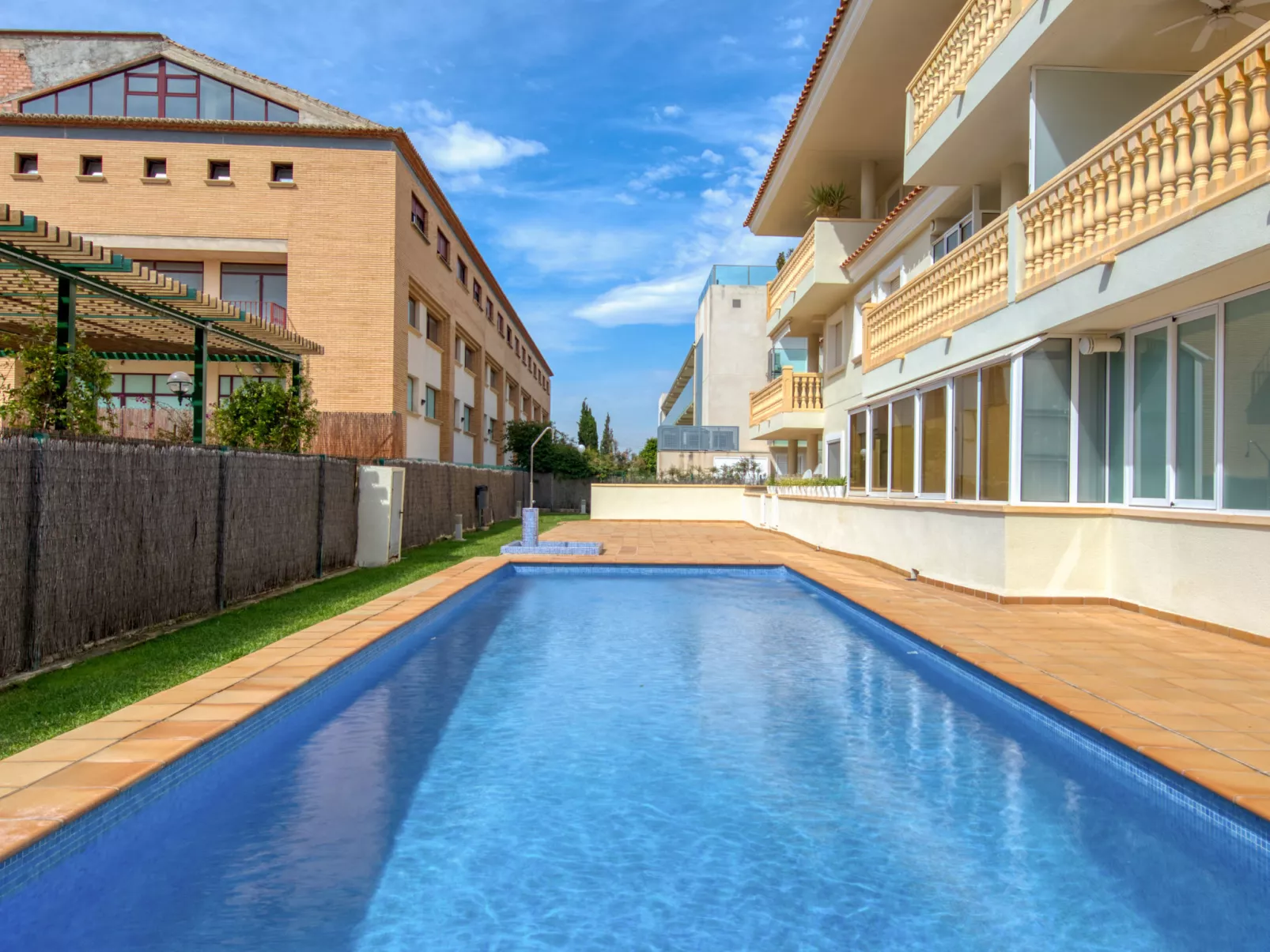 Residencial Roma-Drinnen