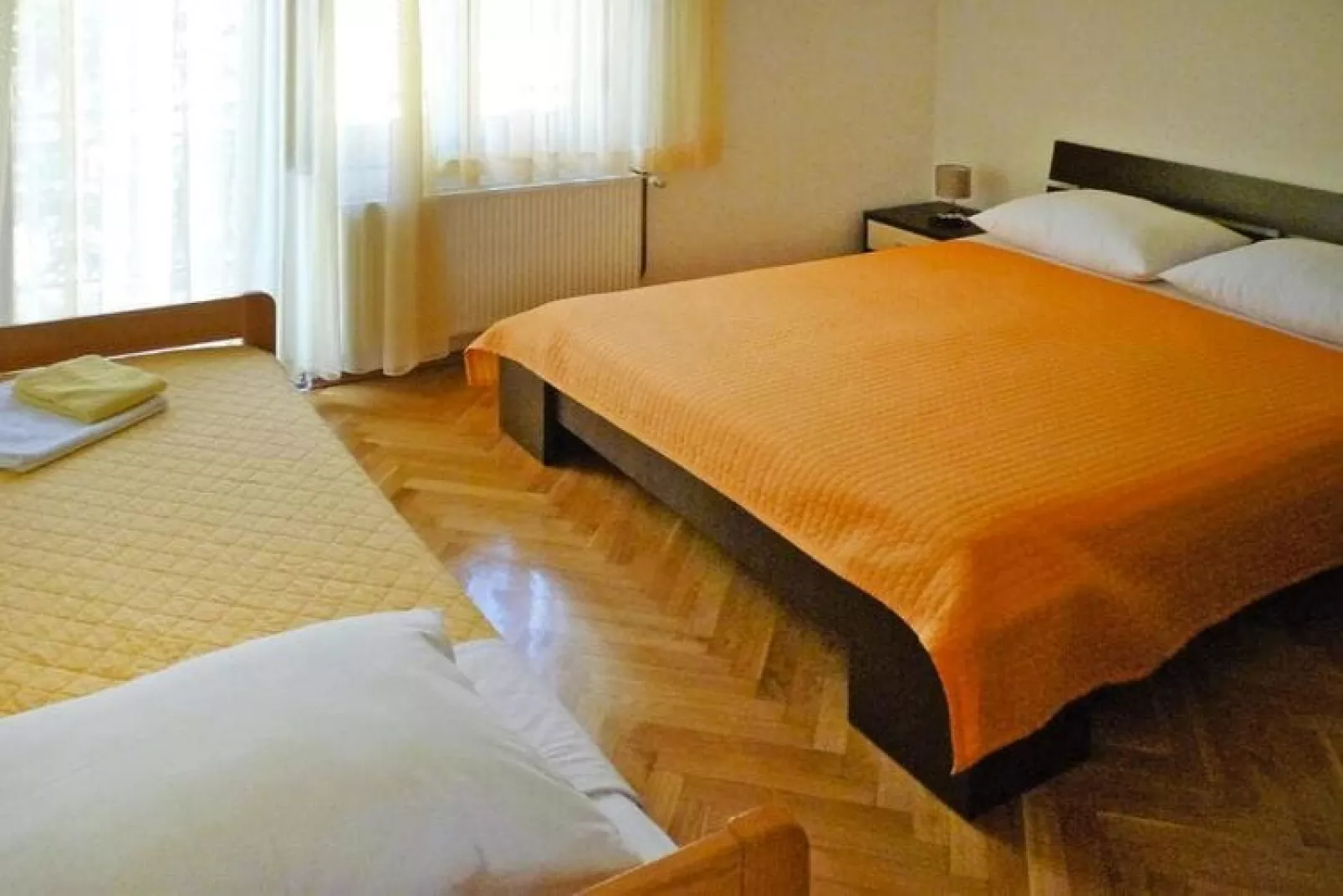 Apartment im Haus Pink Starigrad Paklenica SD17-A02 - 4 Pers-Bedroom