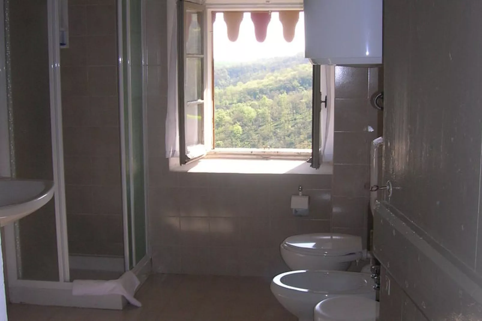 Appartamento Grande-Badezimmer