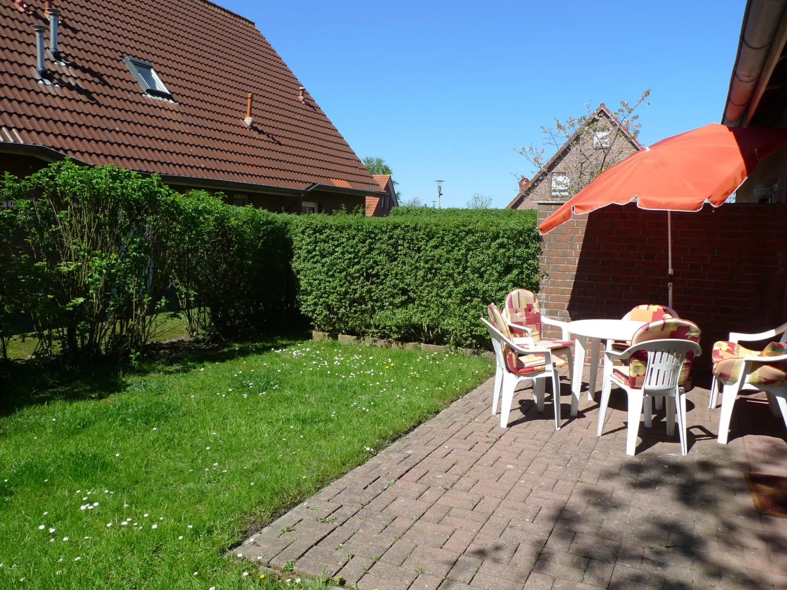 Robbe-Outside
