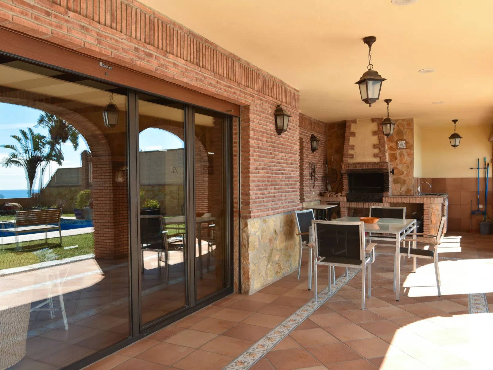 El balcón de la cala-Outside