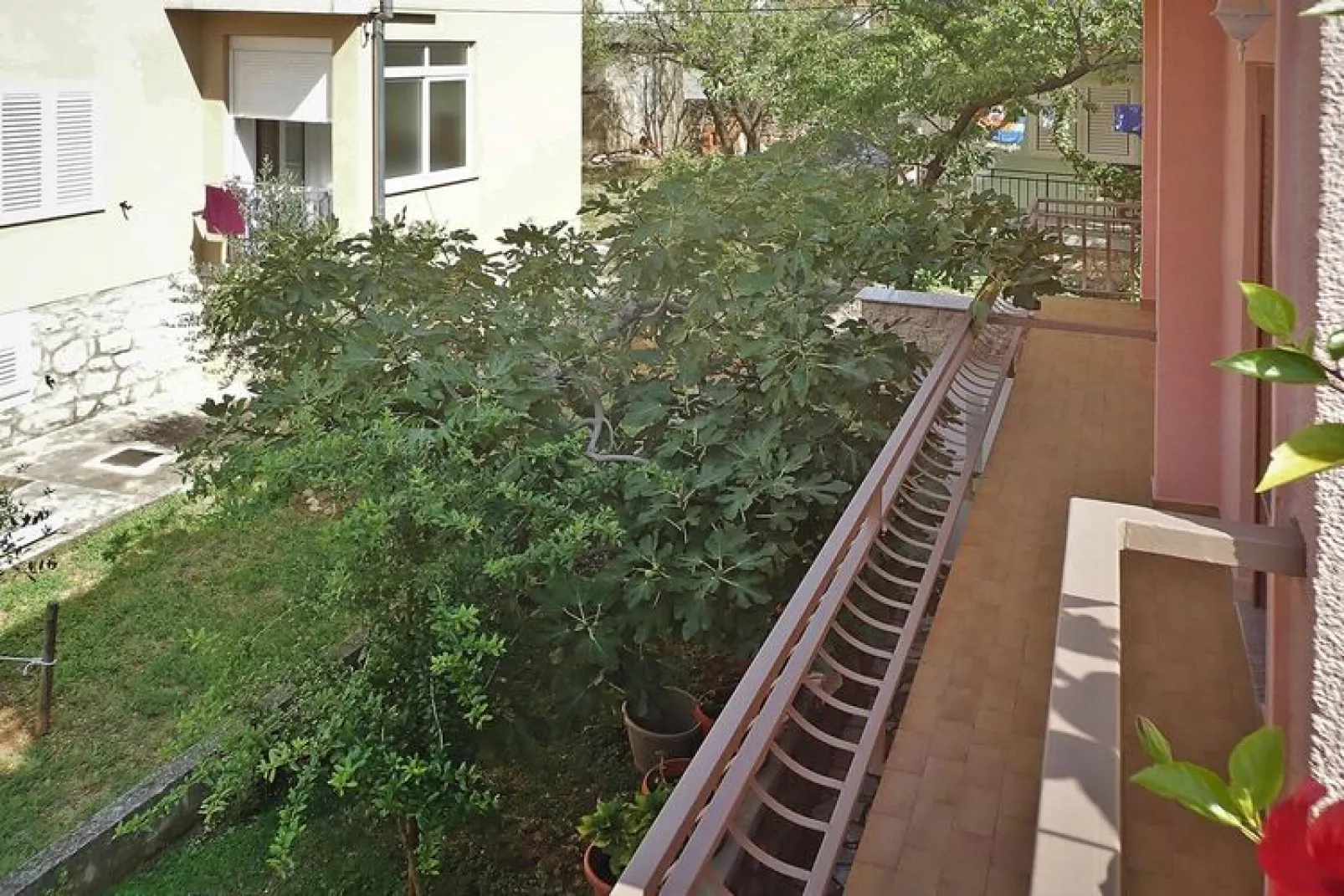 Apartment im Haus Pink Starigrad Paklenica SD17-A03 - 3 Pers-Terrace balcony