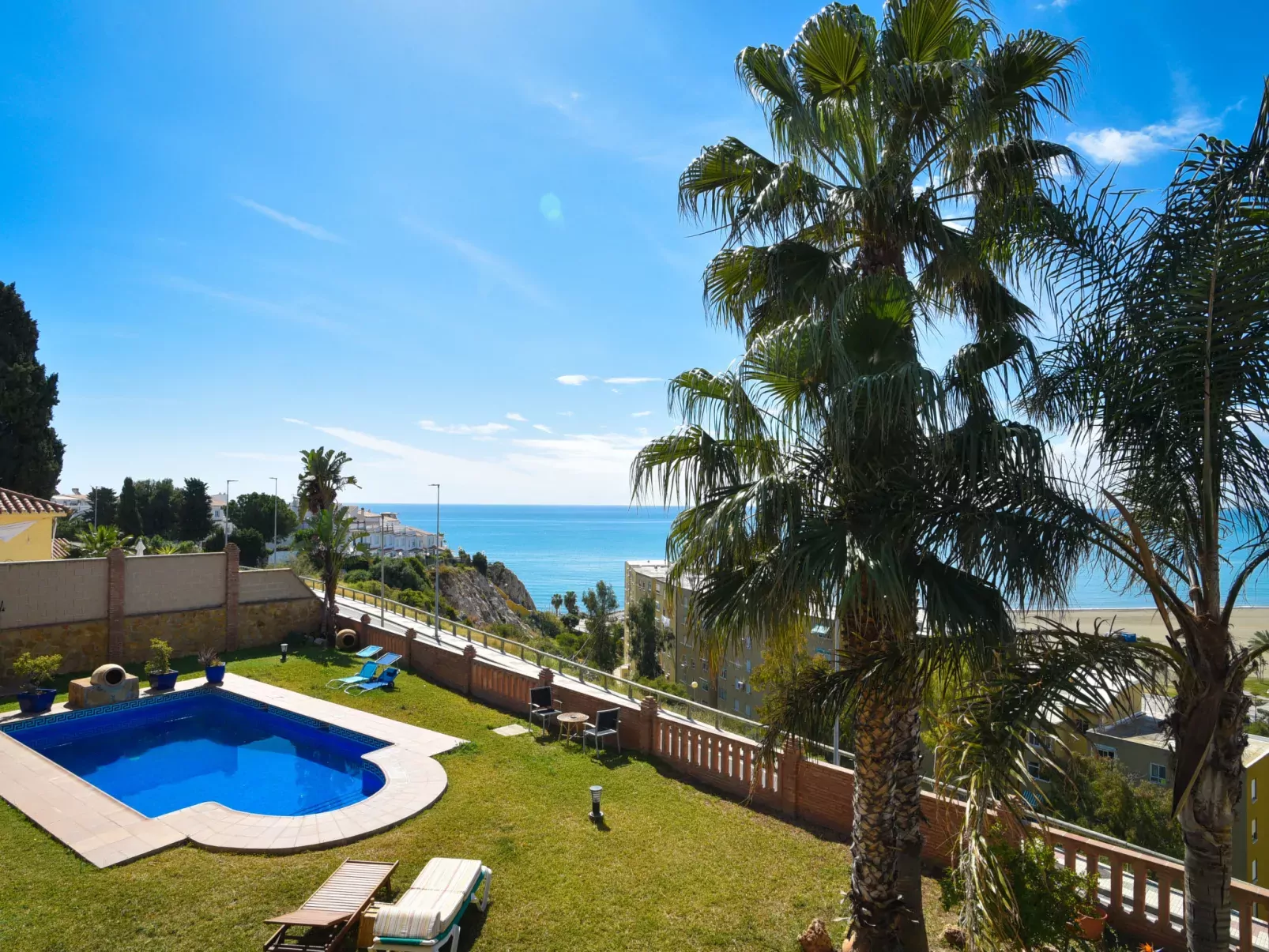El balcón de la cala-Outside