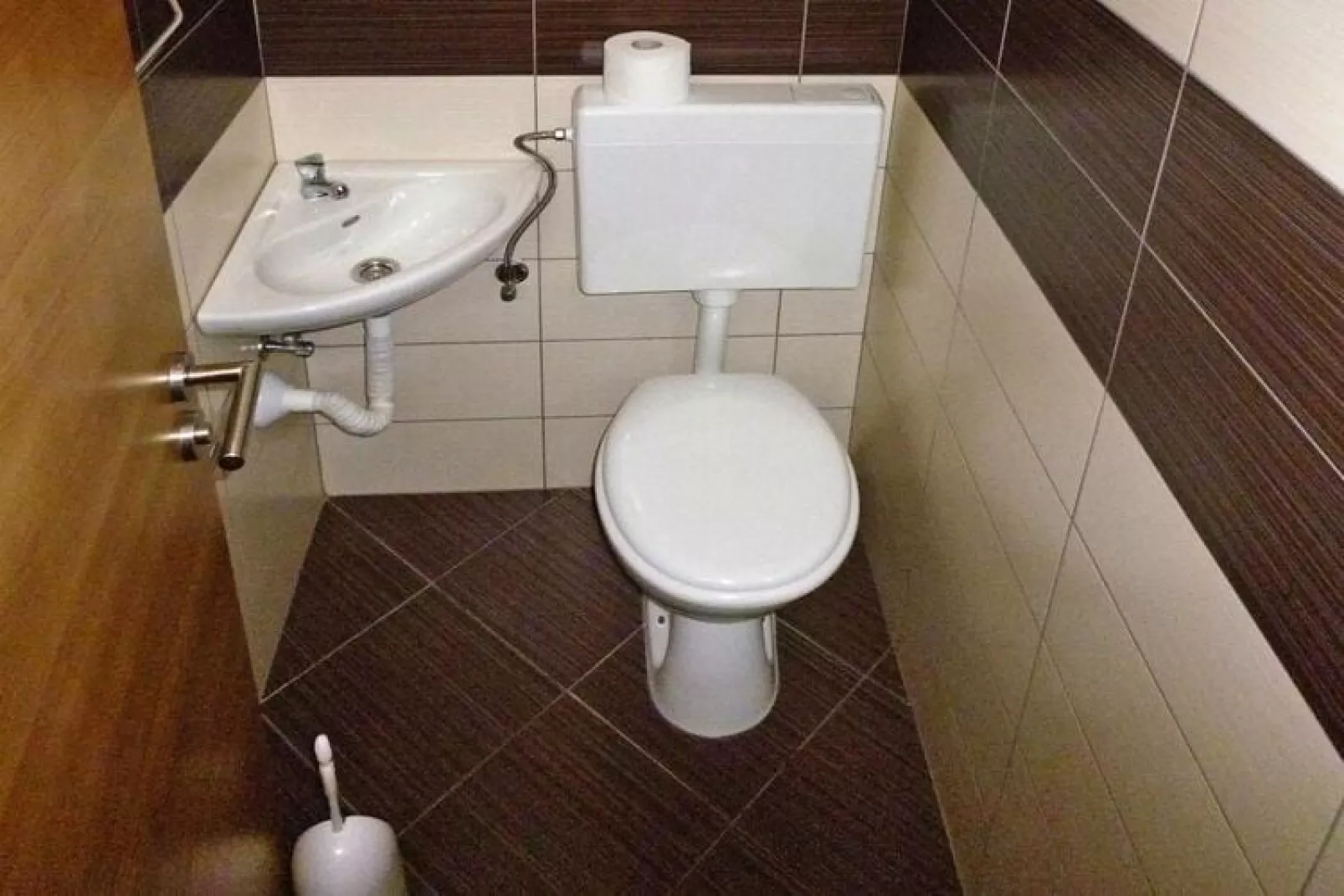 Apartment im Haus Pink Starigrad Paklenica SD17-A03 - 3 Pers-Bathroom
