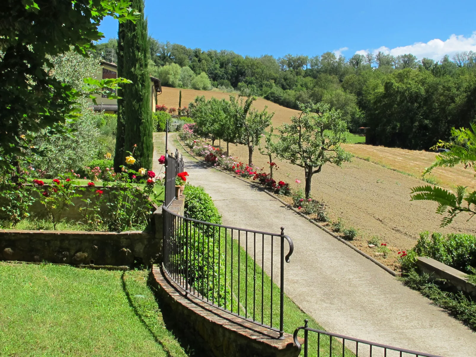 Podere-Outside