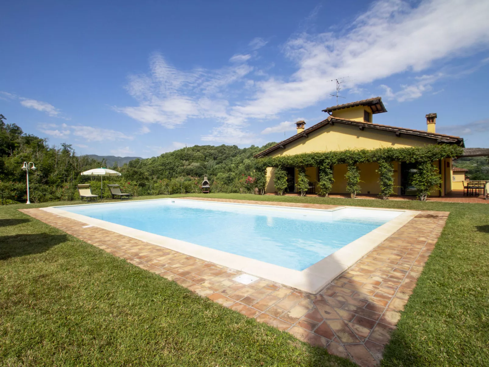 Podere-Outside