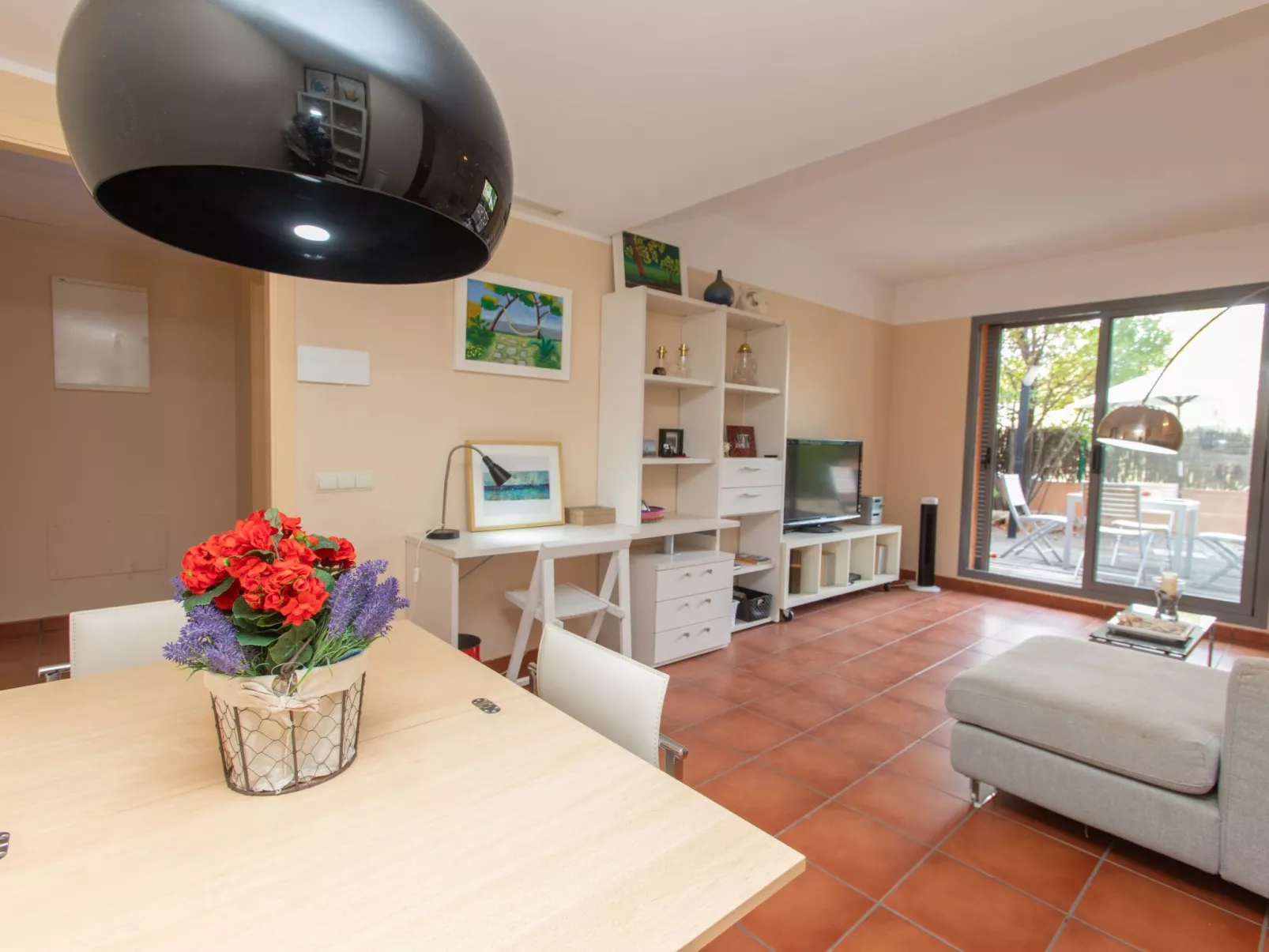Marina Sant Jordi-Inside