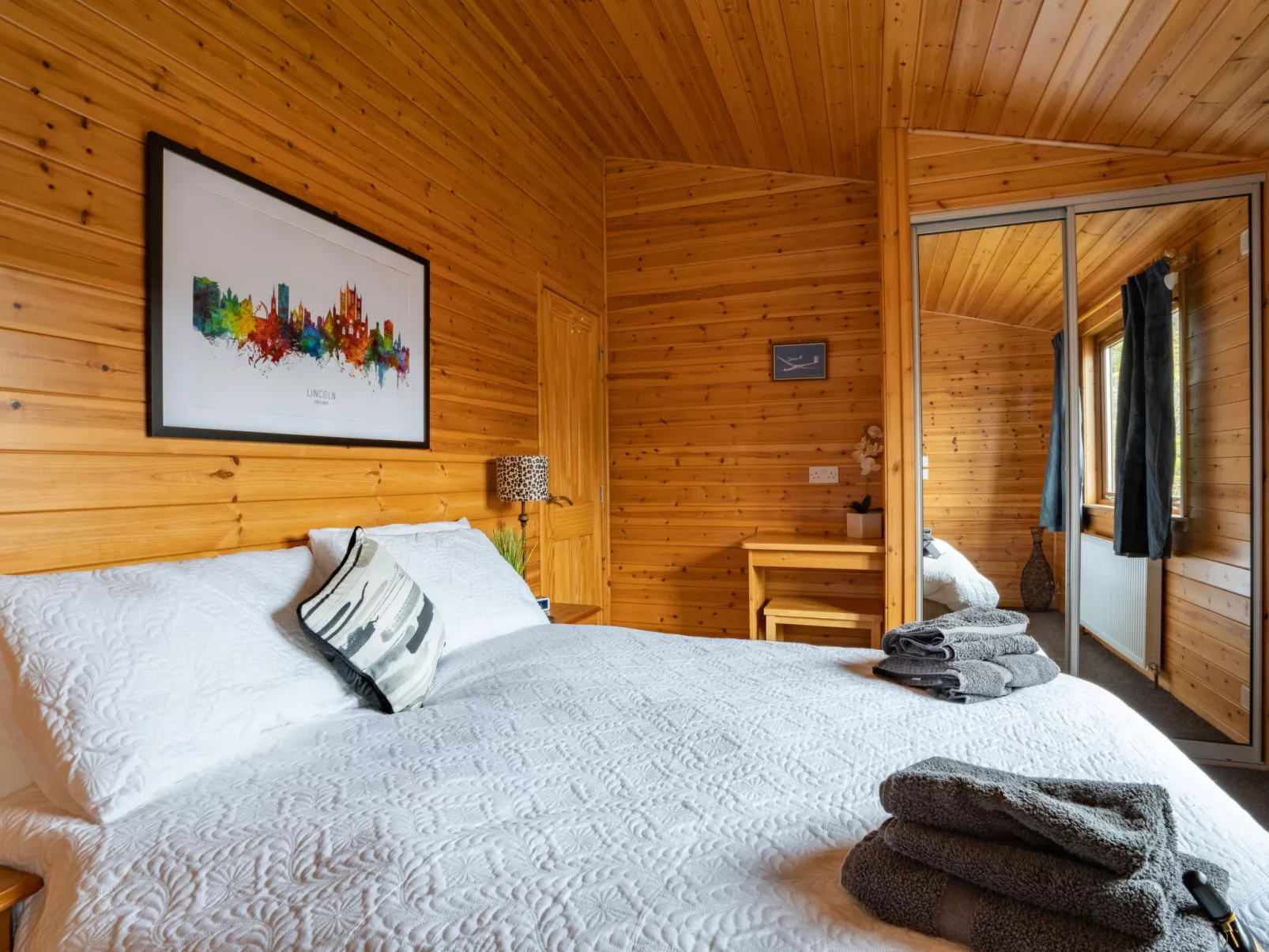 Loch Leven Lodge 12-Inside