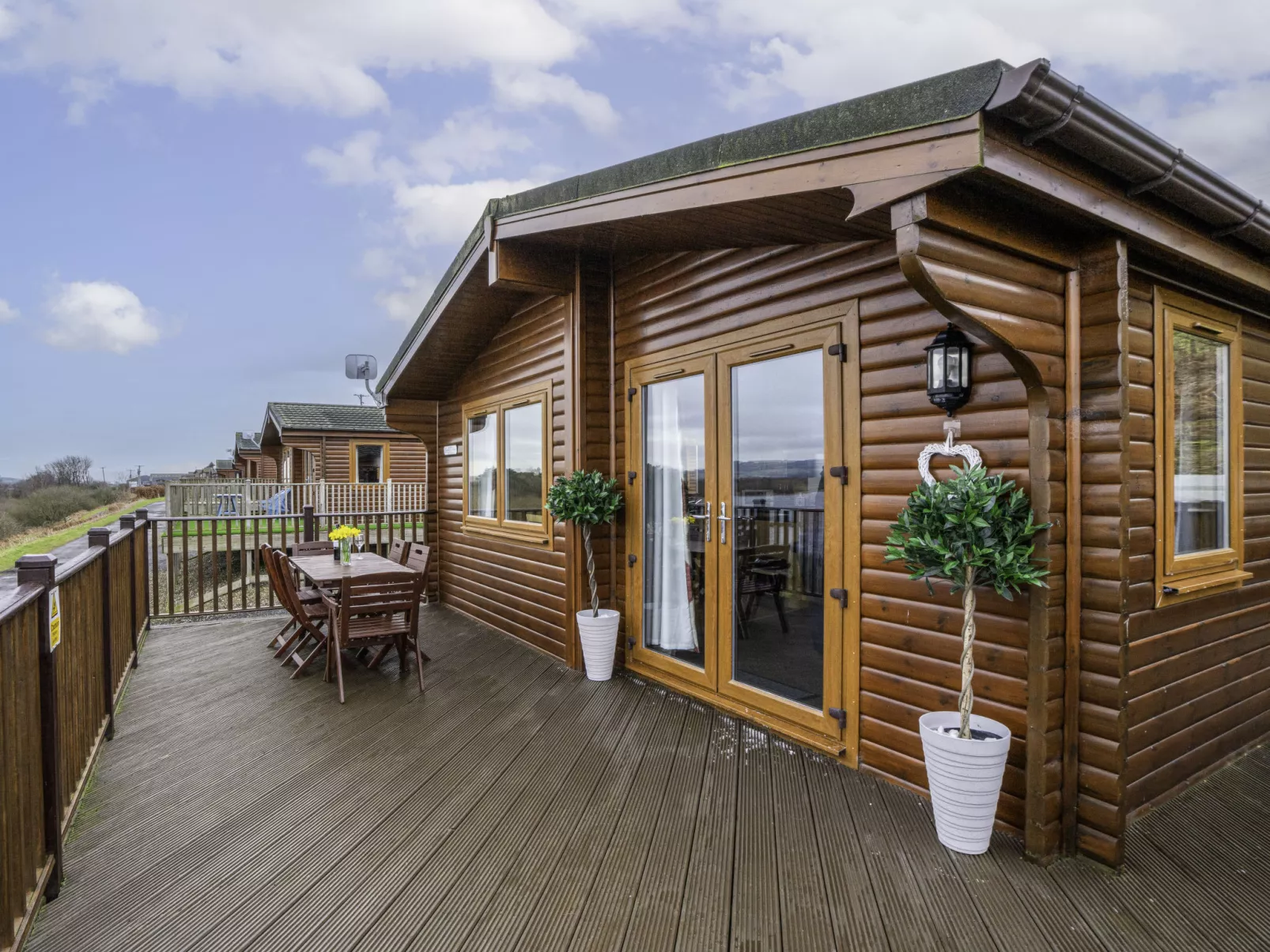 Loch Leven Lodge 12-Outside