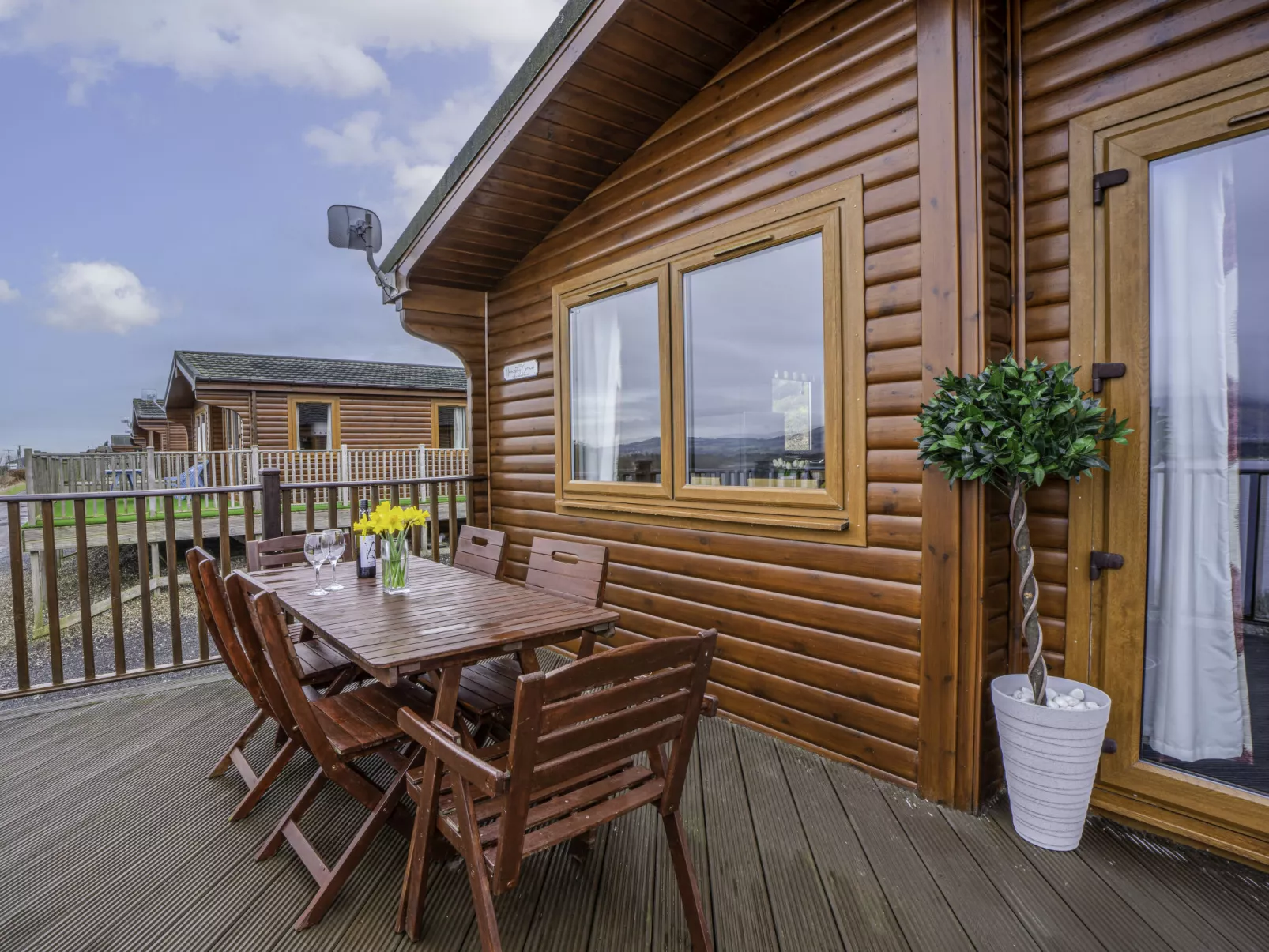 Loch Leven Lodge 12-Outside