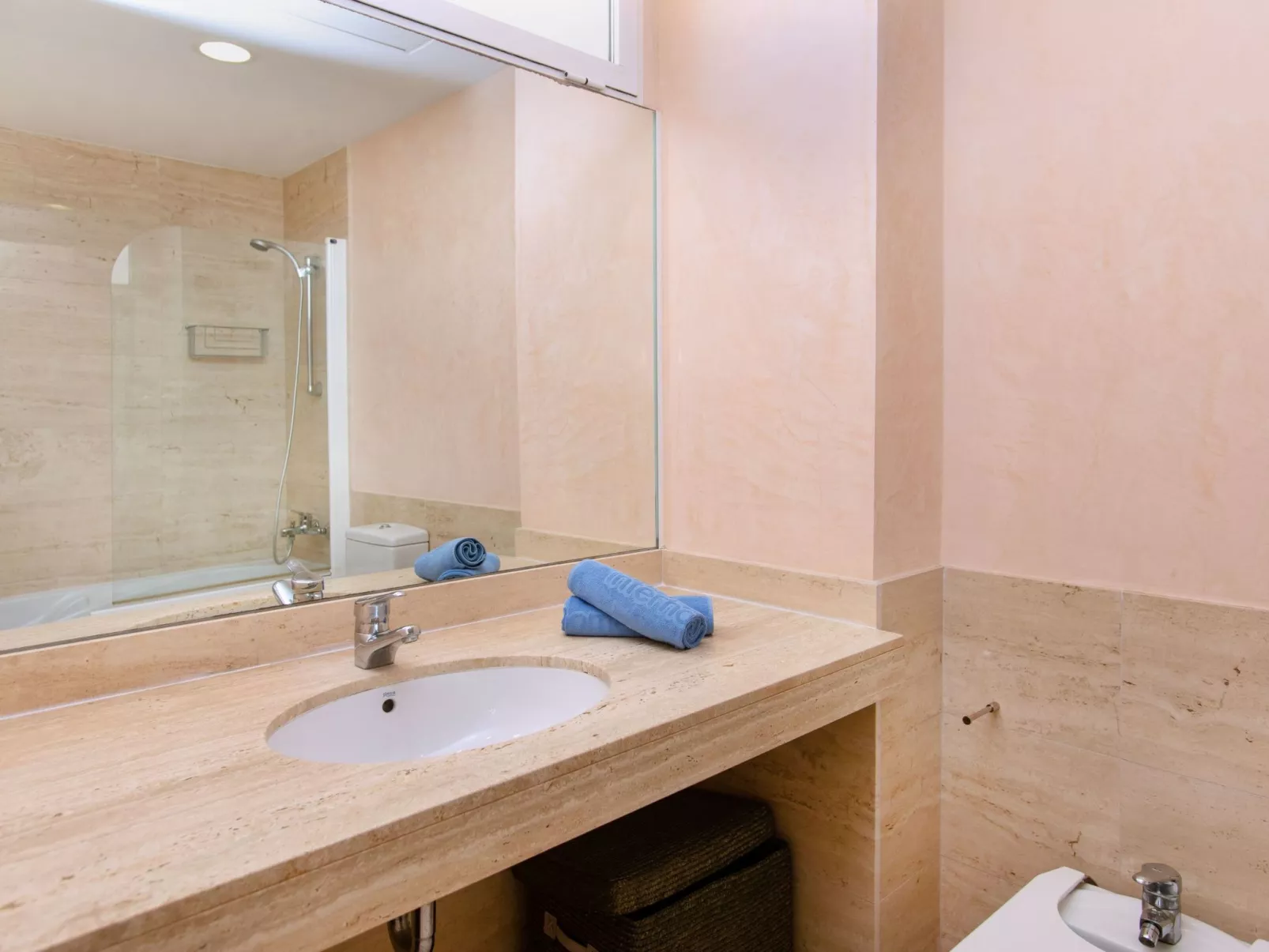 Triplex Mare Nostrum-Inside