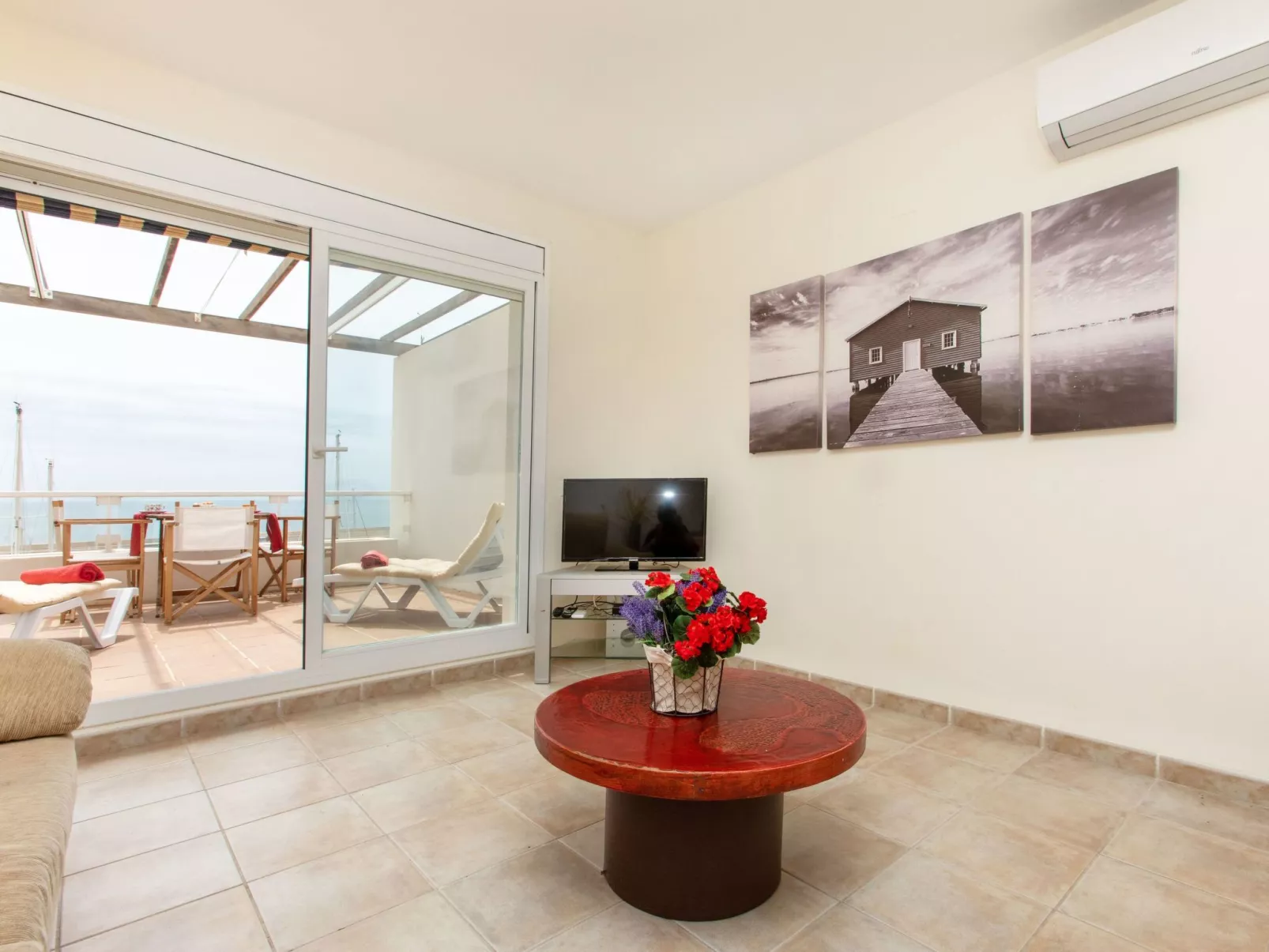 Triplex Mare Nostrum-Inside