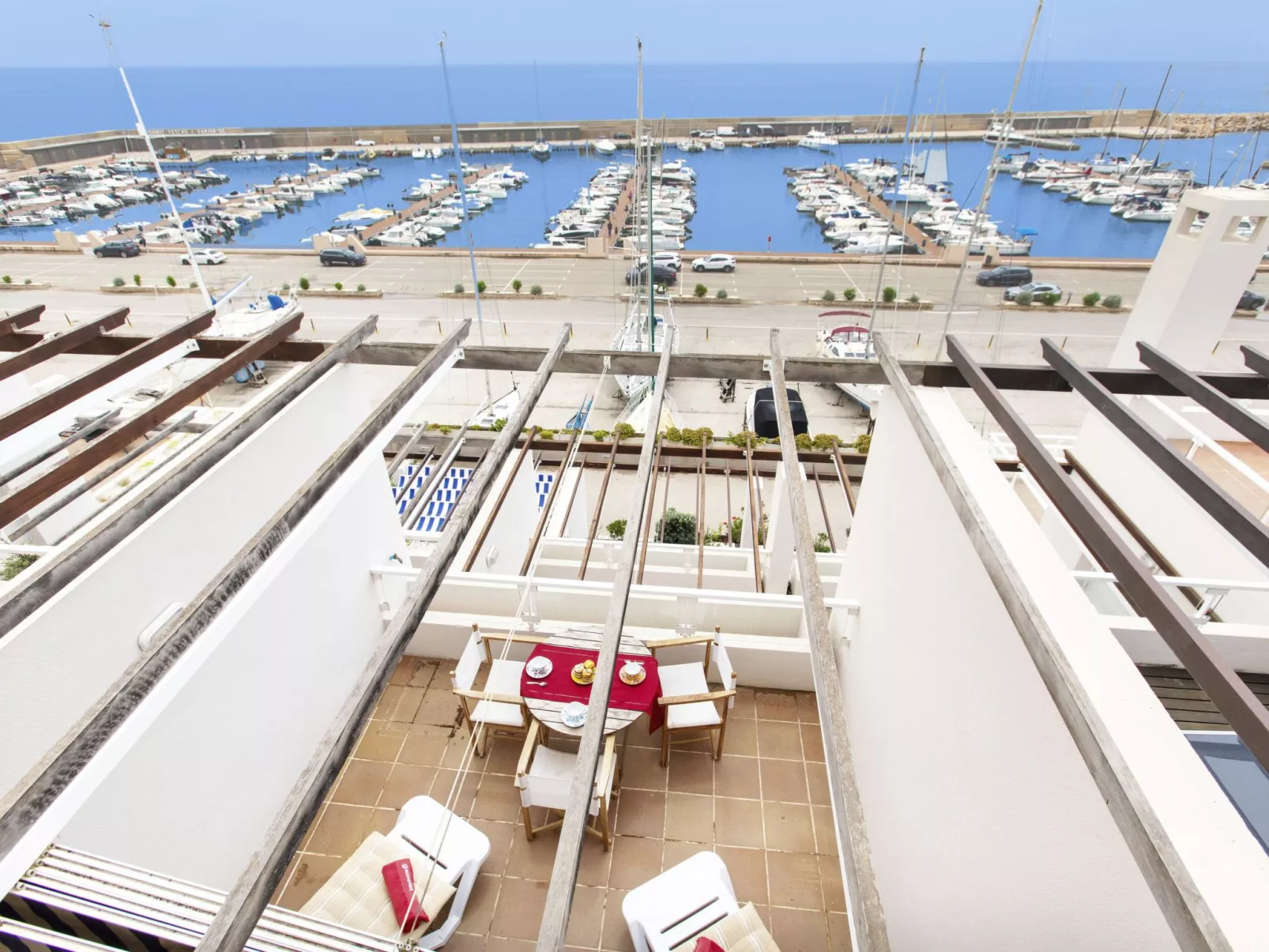 Triplex Mare Nostrum-Outside