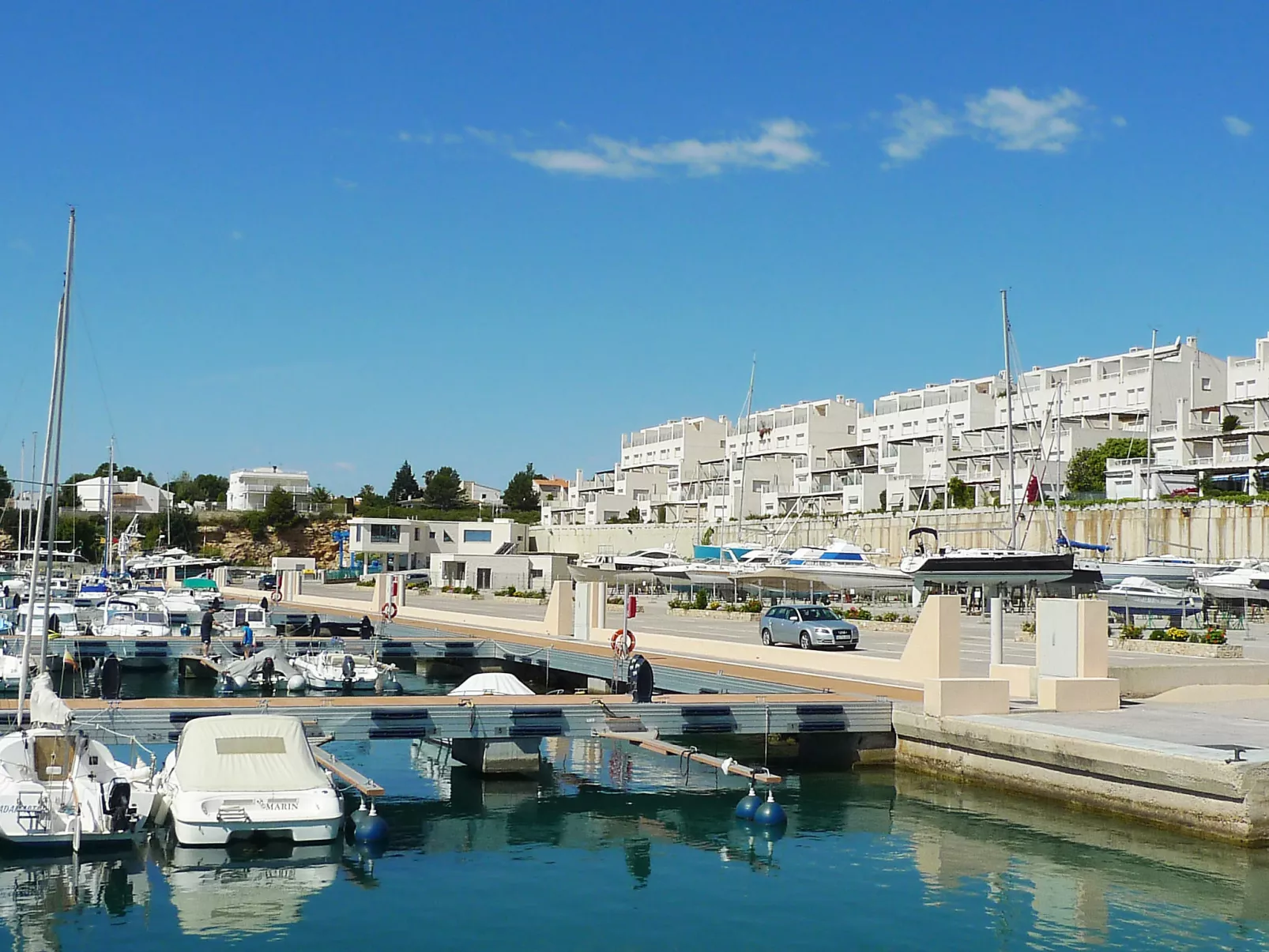 Triplex Mare Nostrum-Outside