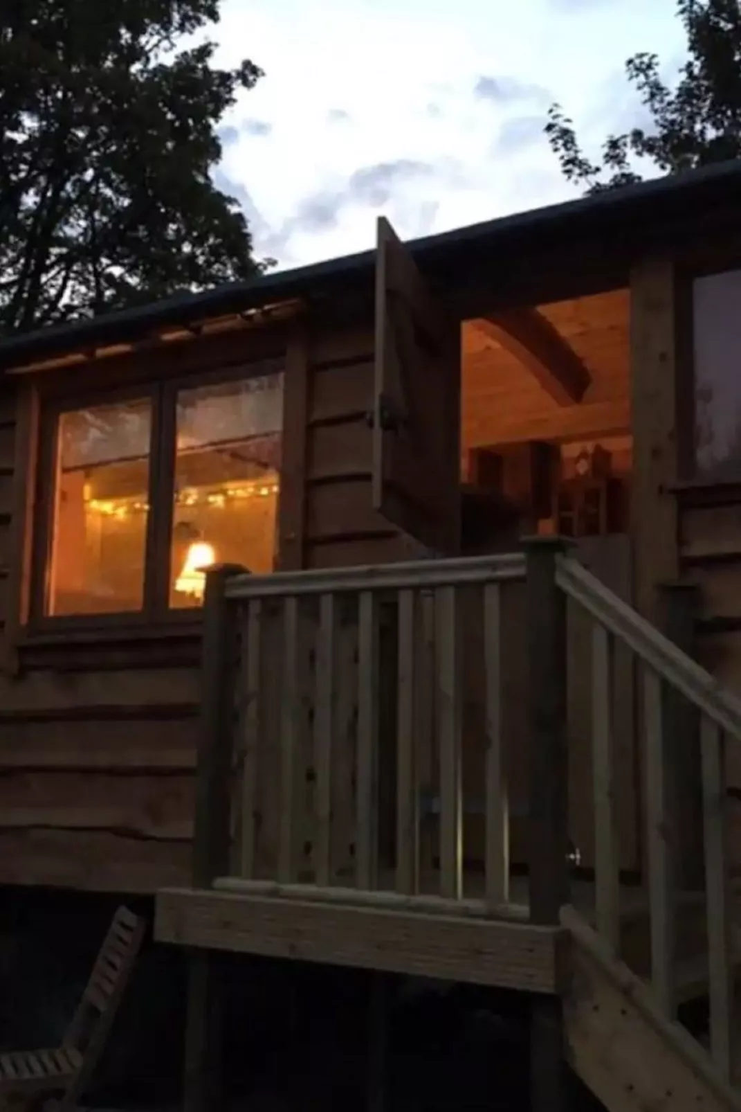 Shepherds Hut-Outside