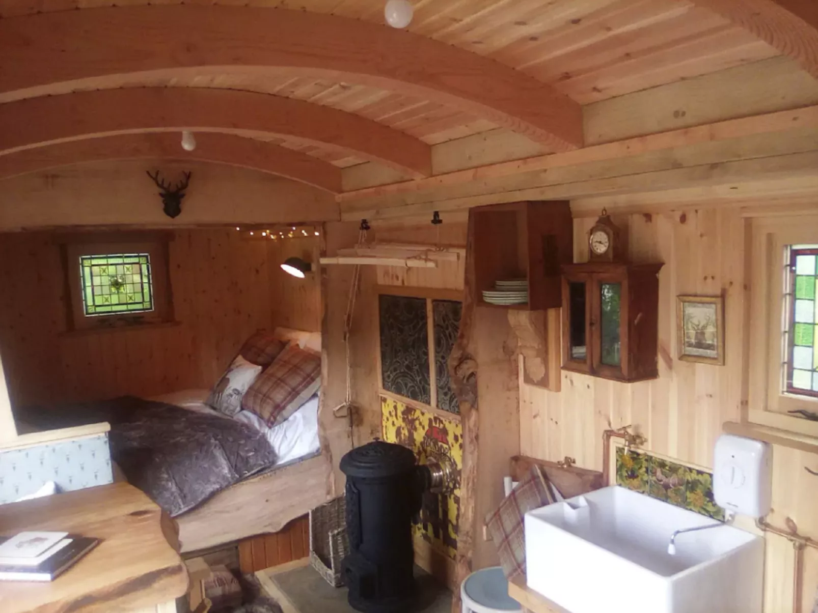 Shepherds Hut-Inside