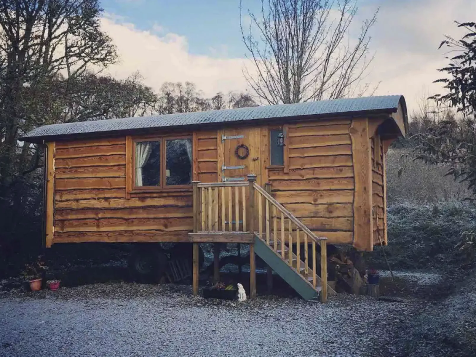 Shepherds Hut-Outside
