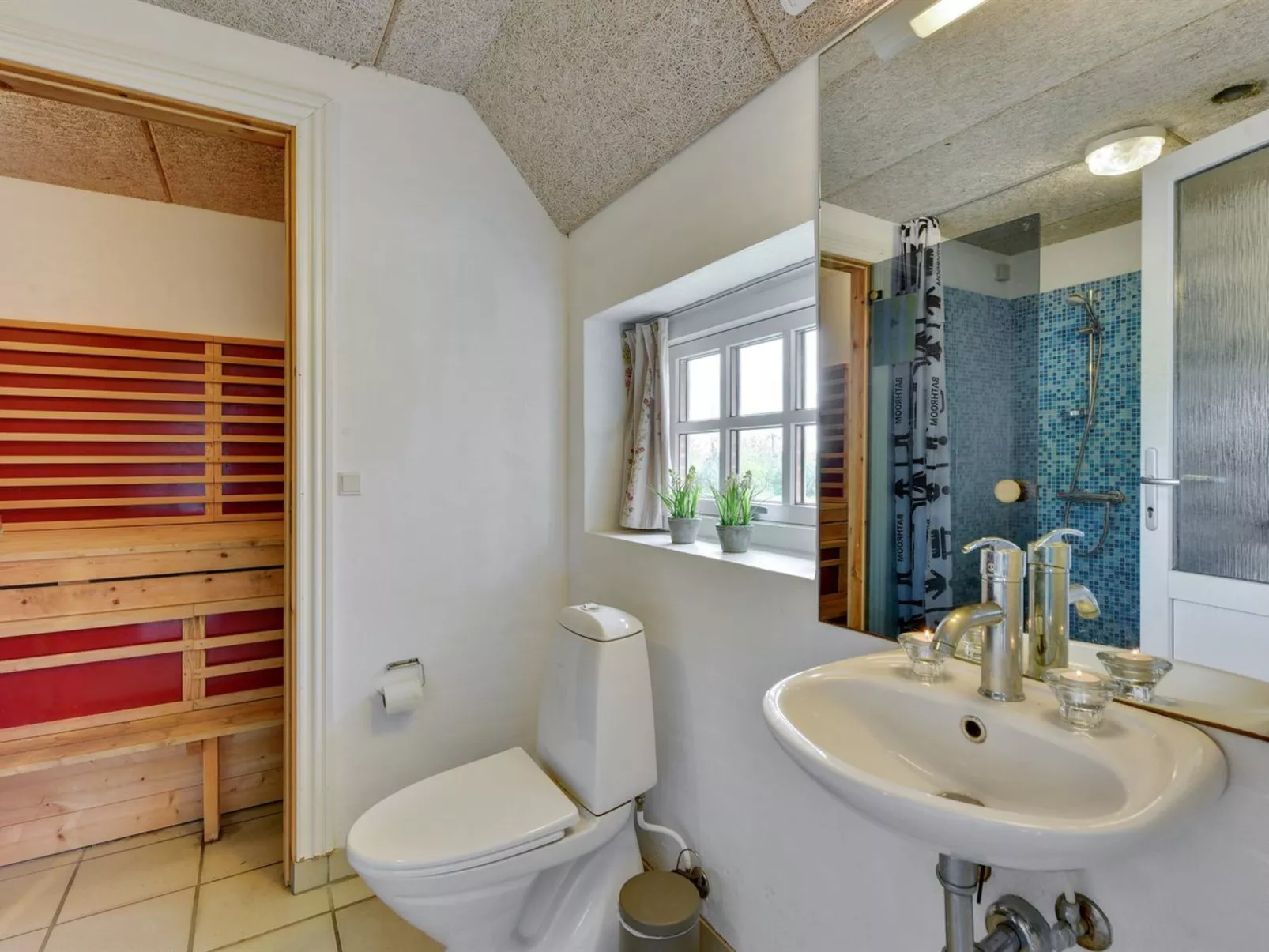 "Barrit" - 2.5km from the sea-Inside