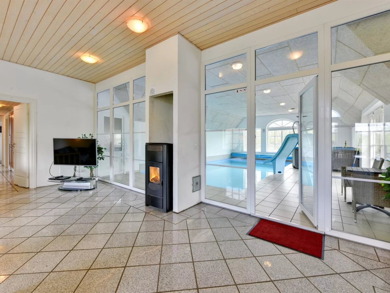 "Barrit" - 2.5km from the sea-Inside