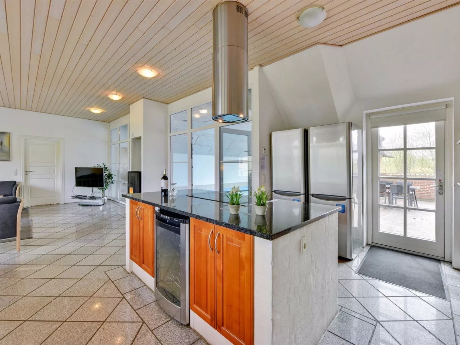 "Barrit" - 2.5km from the sea-Inside