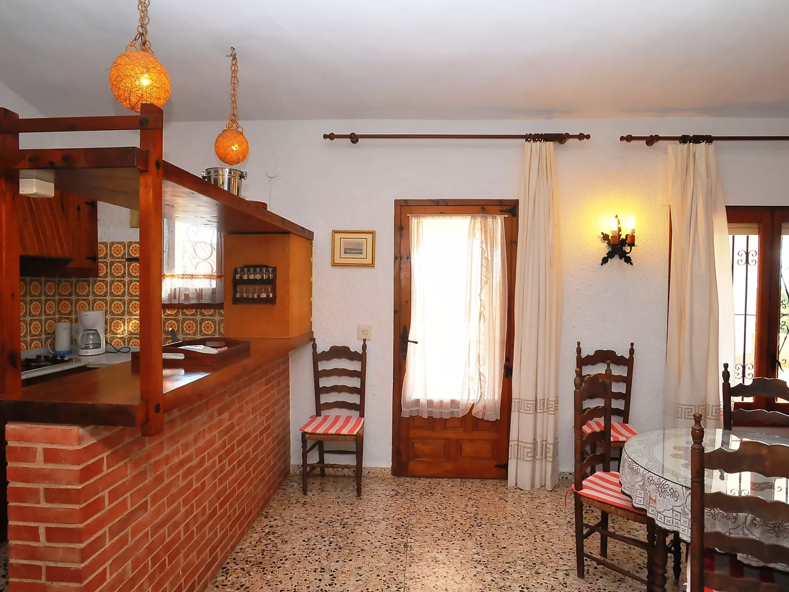 Balcon al Mar-Inside