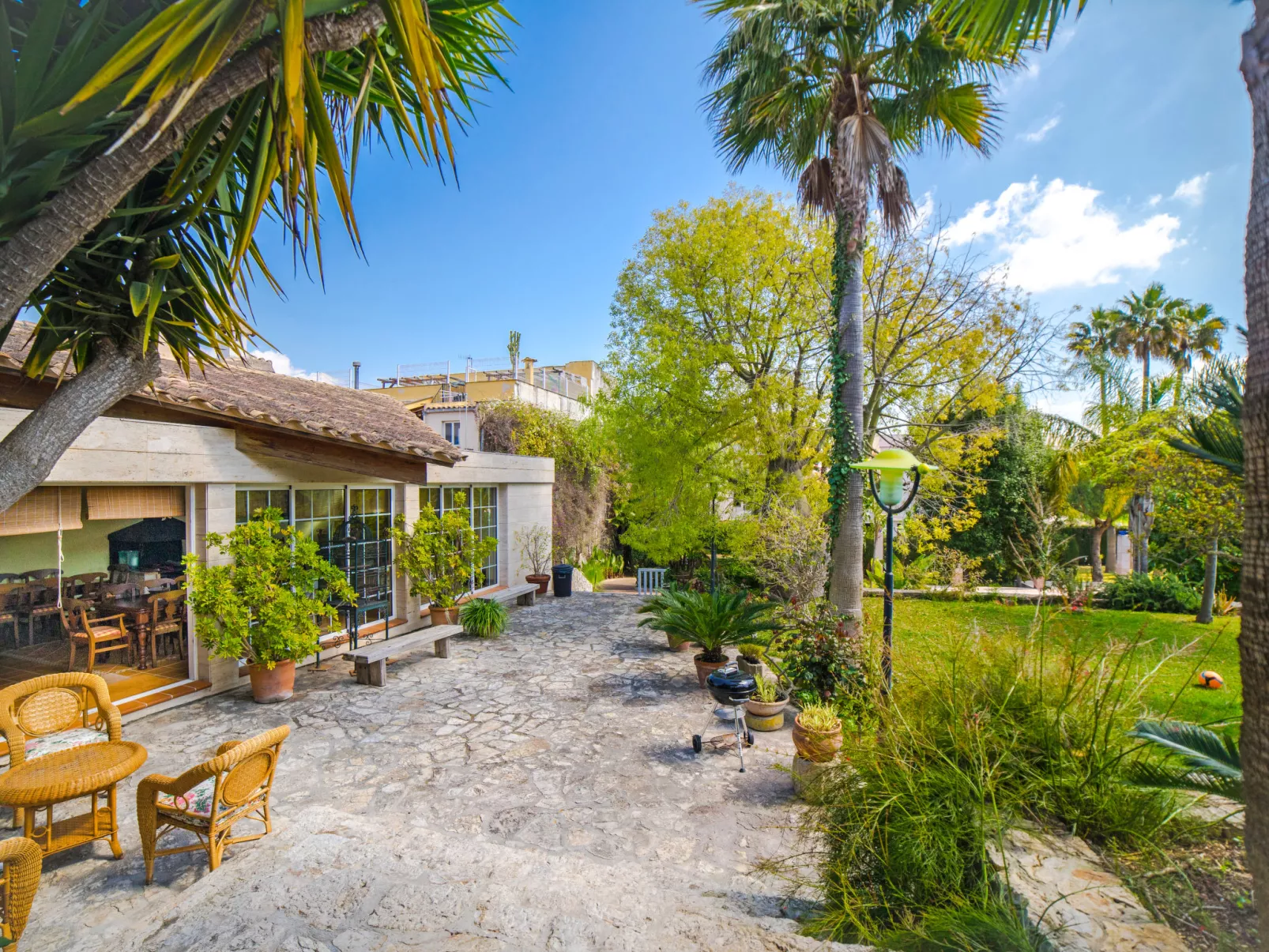 Villa Can Mandol-Outside