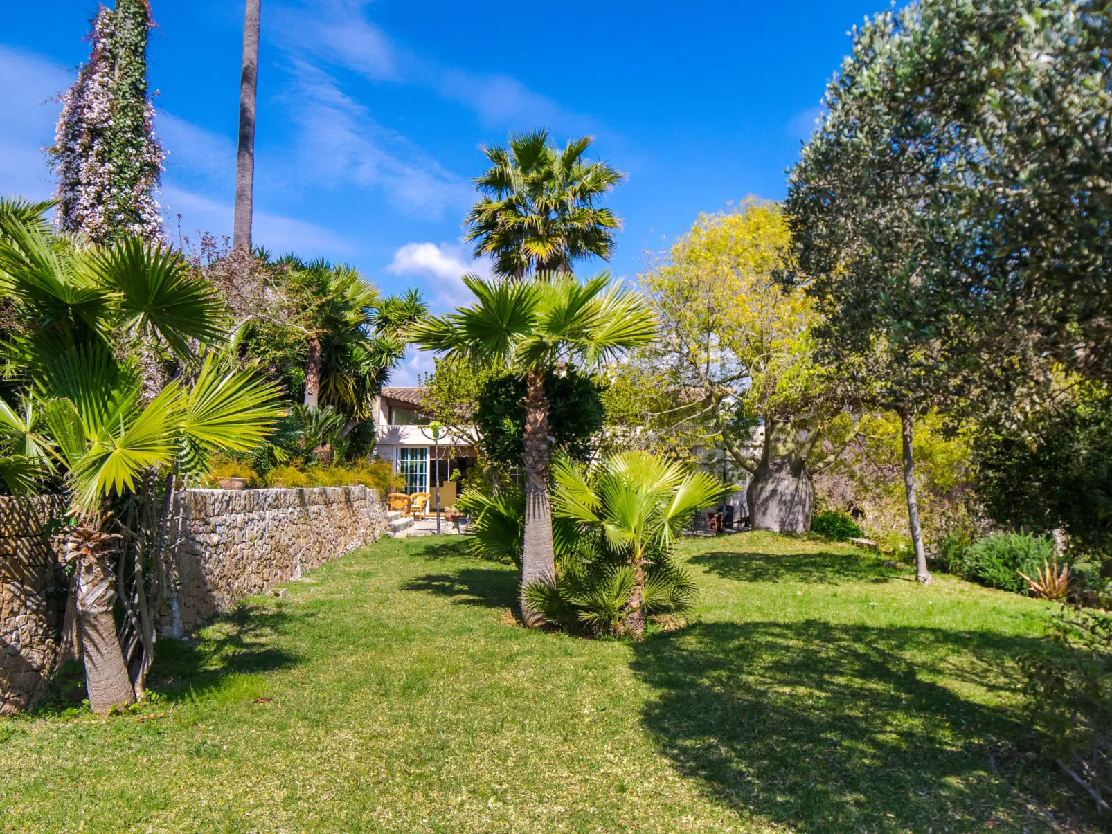 Villa Can Mandol-Outside