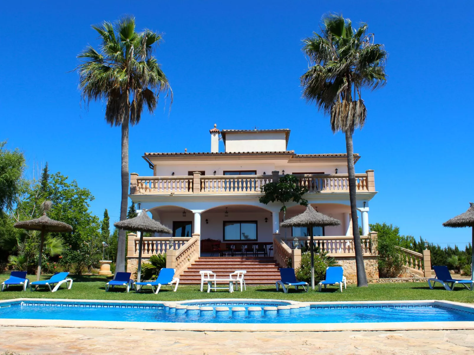 Villa Garcia-Dehors