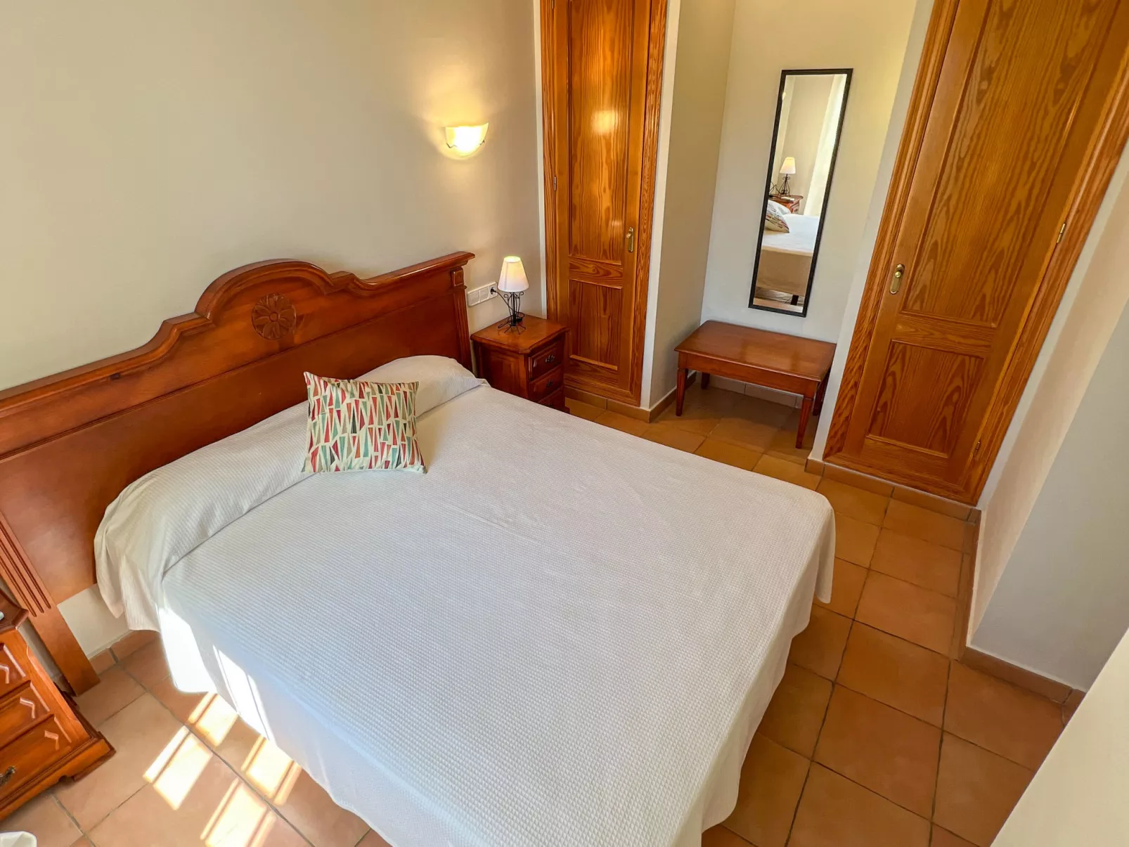 Comino-Inside