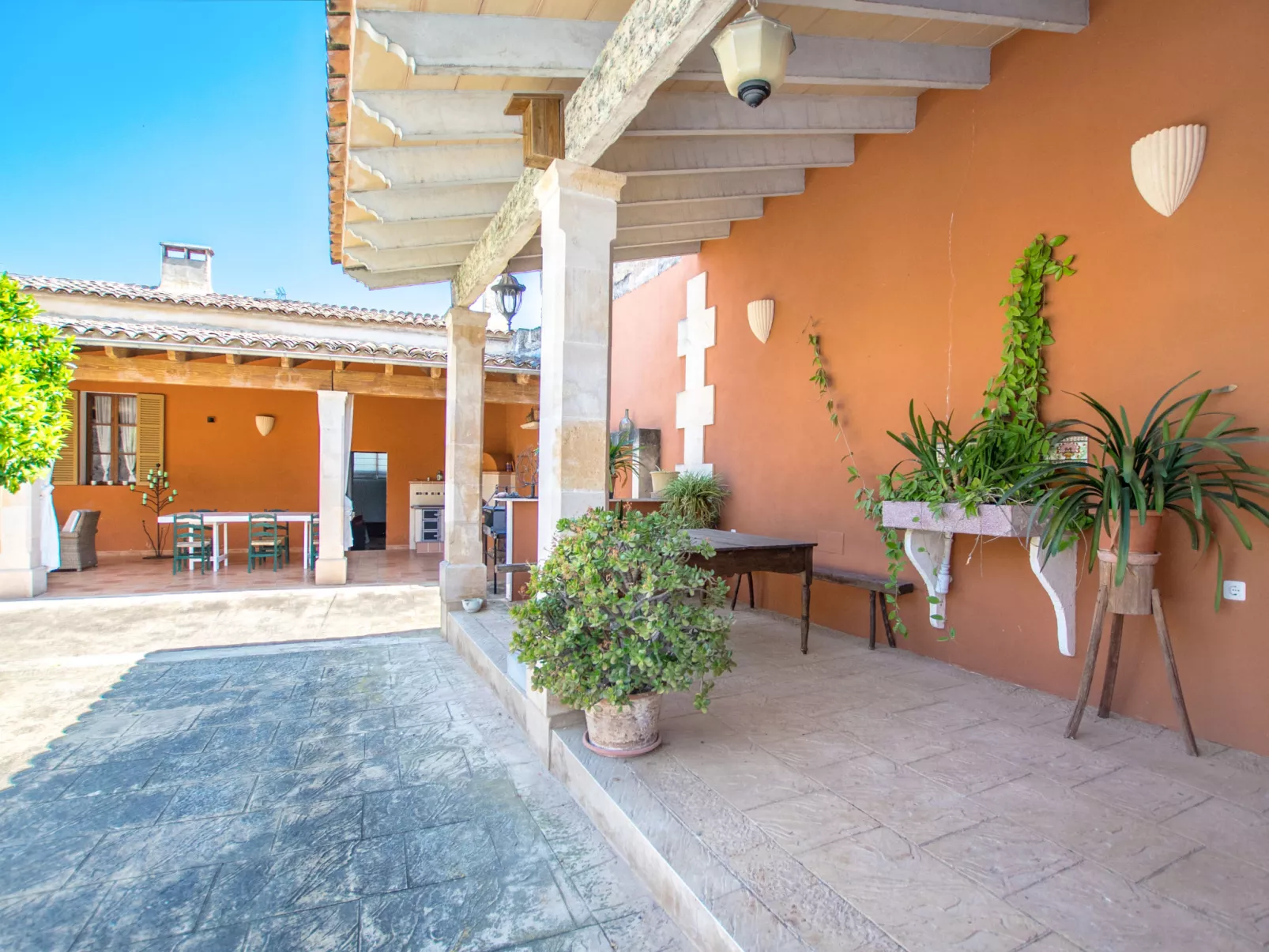 Sa Verdera-Outside