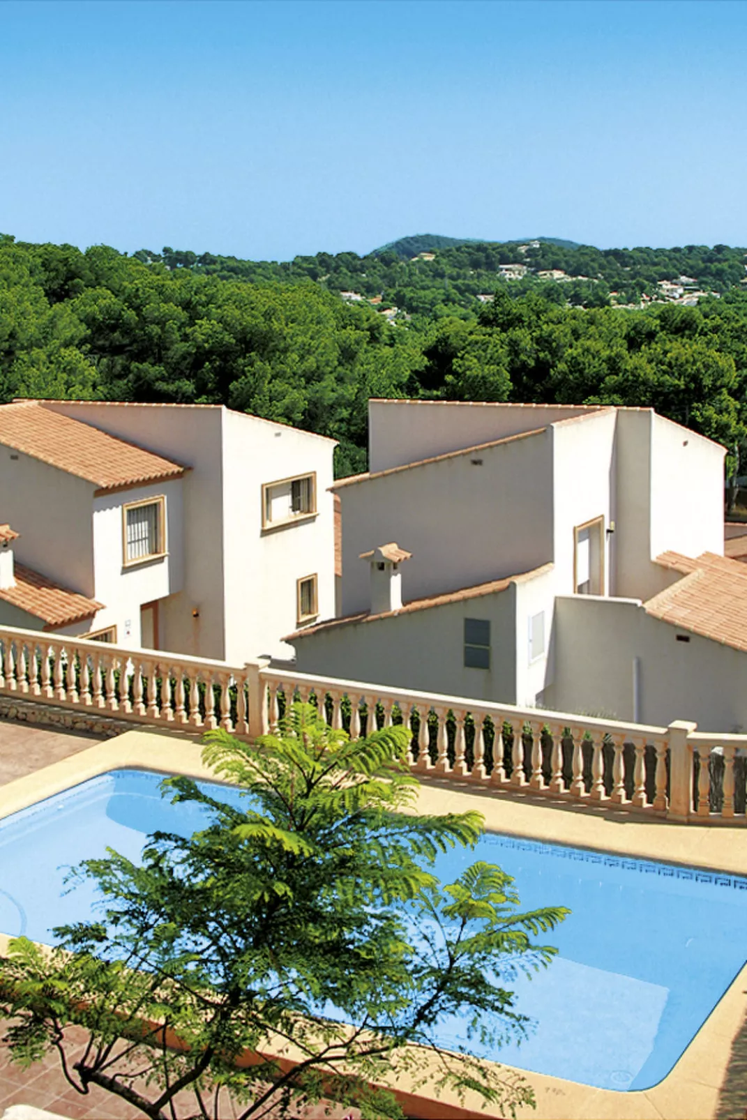 Comino-Outside