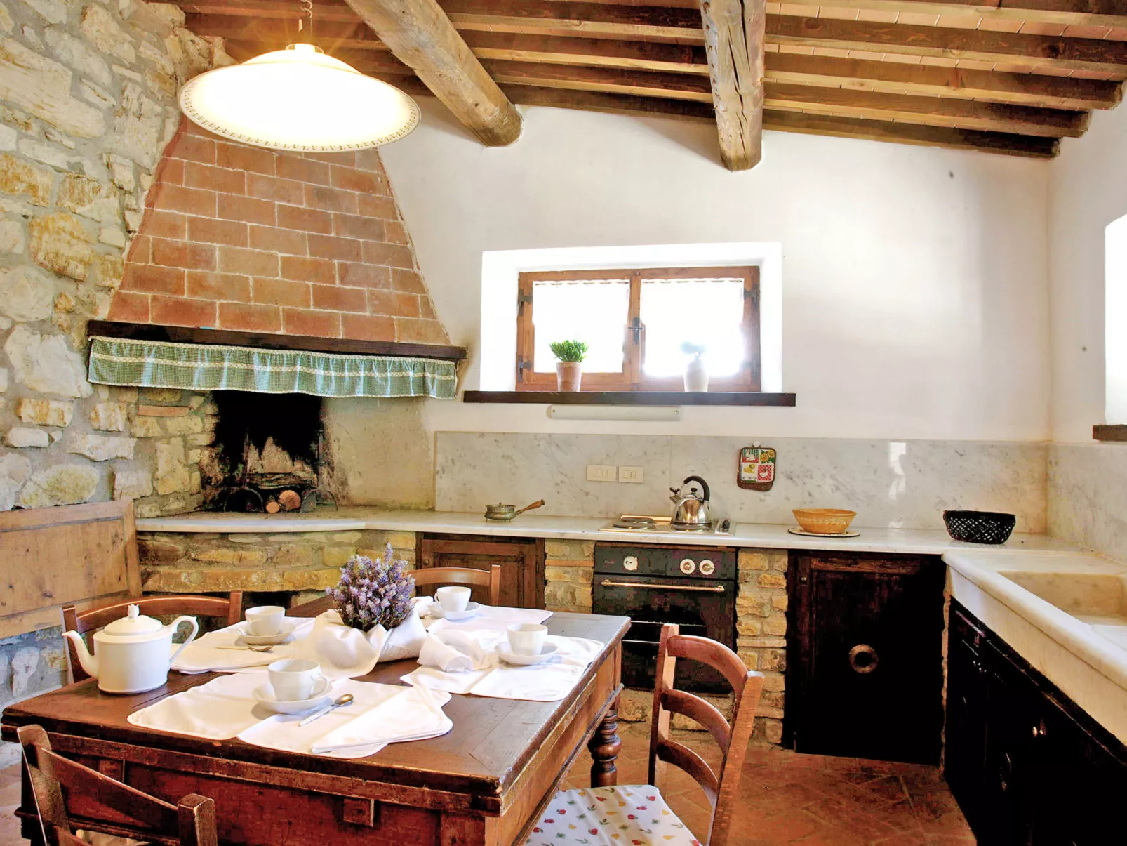 Casa Del Boscaiolo-Inside