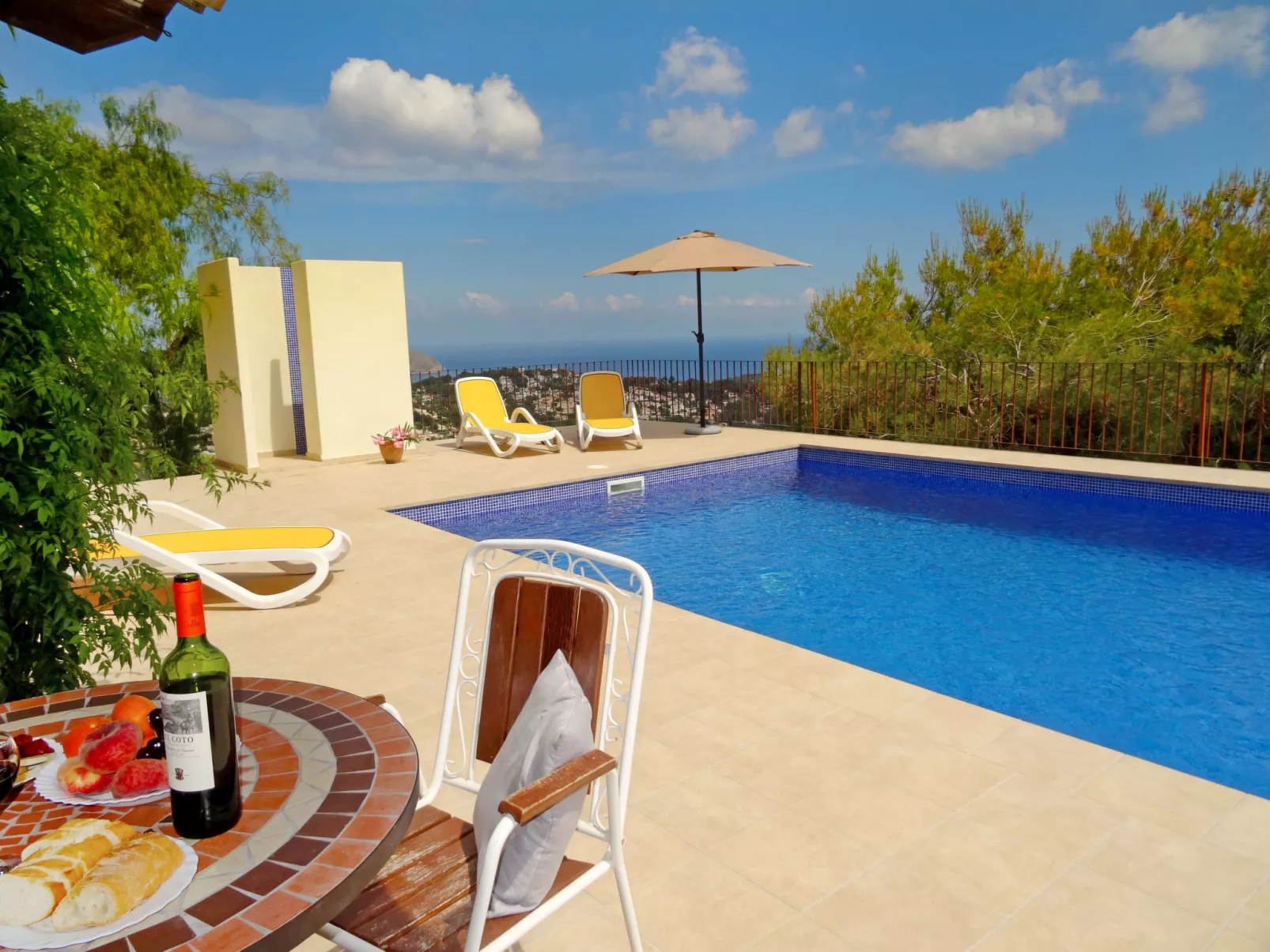 Villa Osyris-Outside