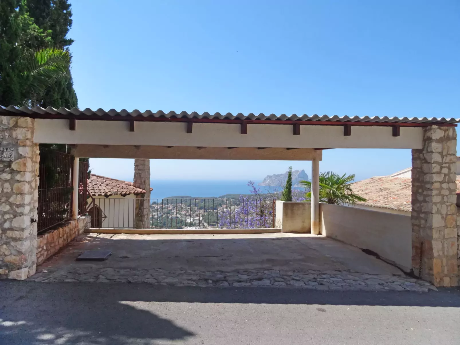 Villa Osyris-Outside