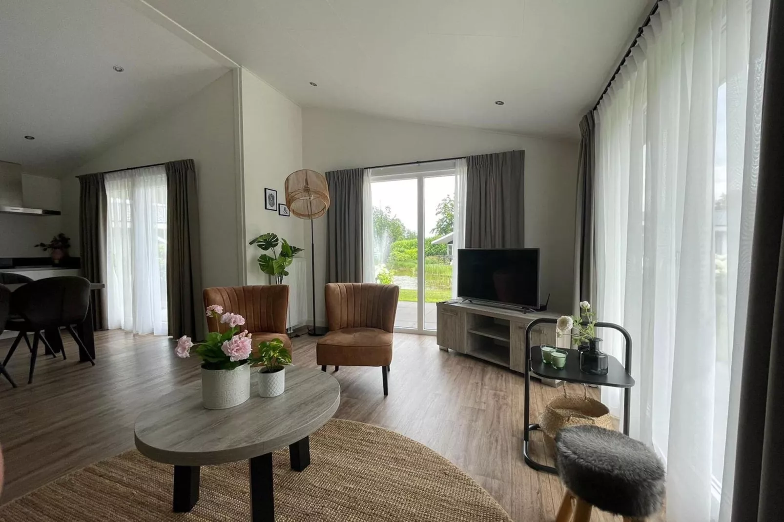 Vakantiepark Molenvelden 1-Living room
