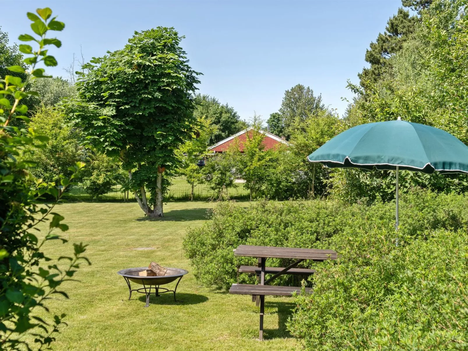 "Hila" - 900m from the sea-Outside