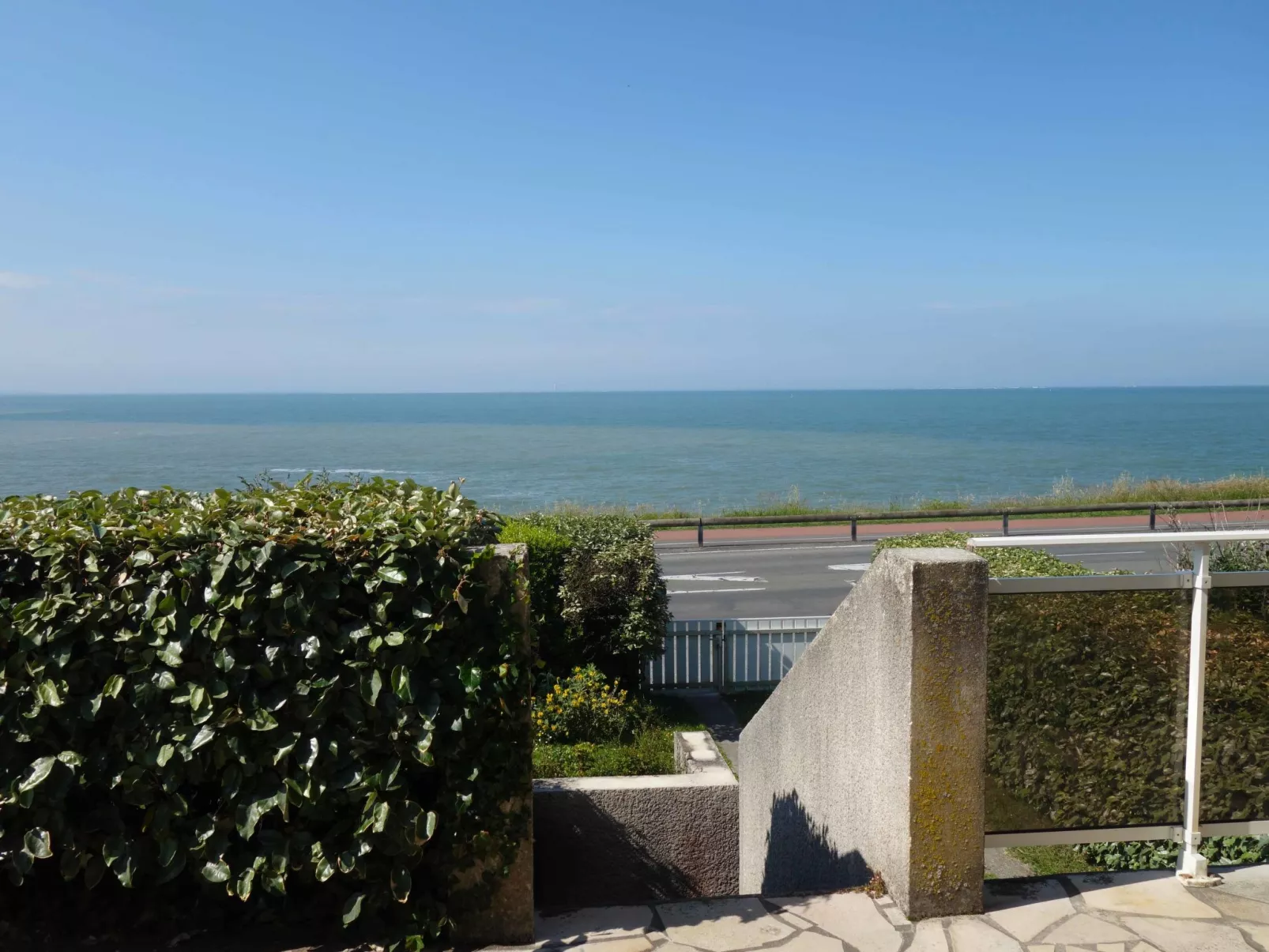 La Grande Côte-Outside