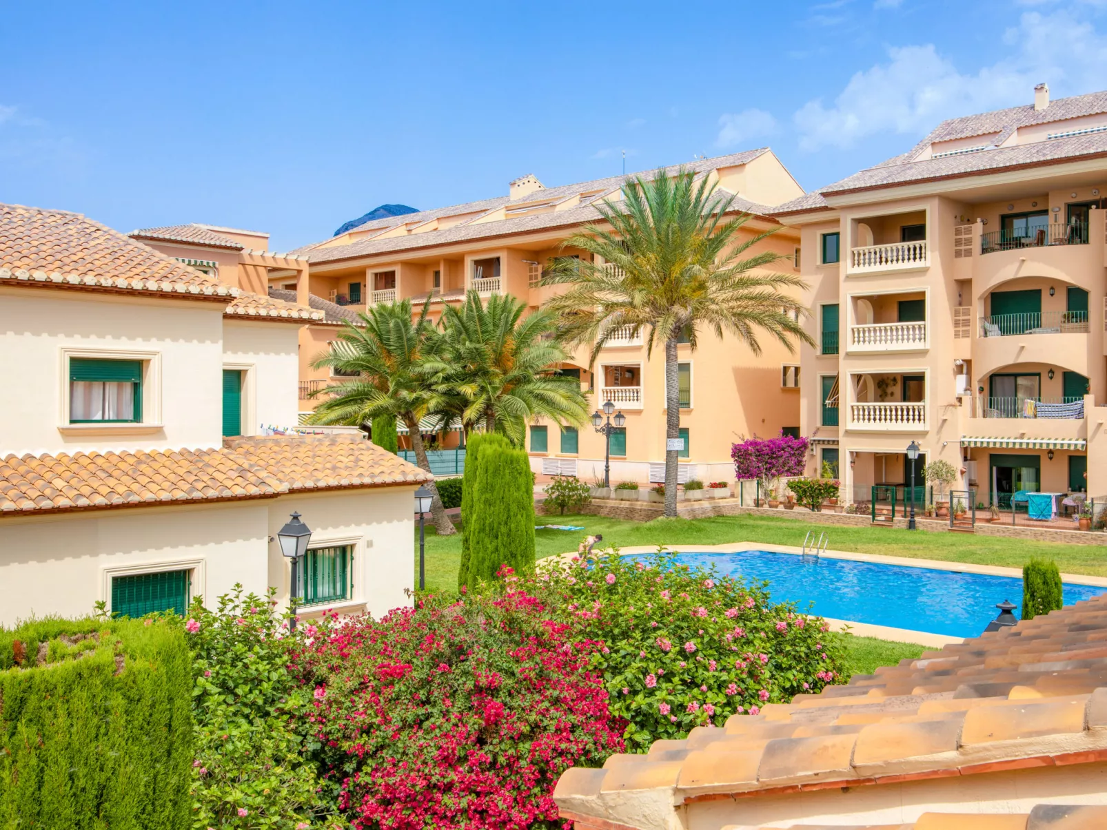 Jardines del Mar-Inside