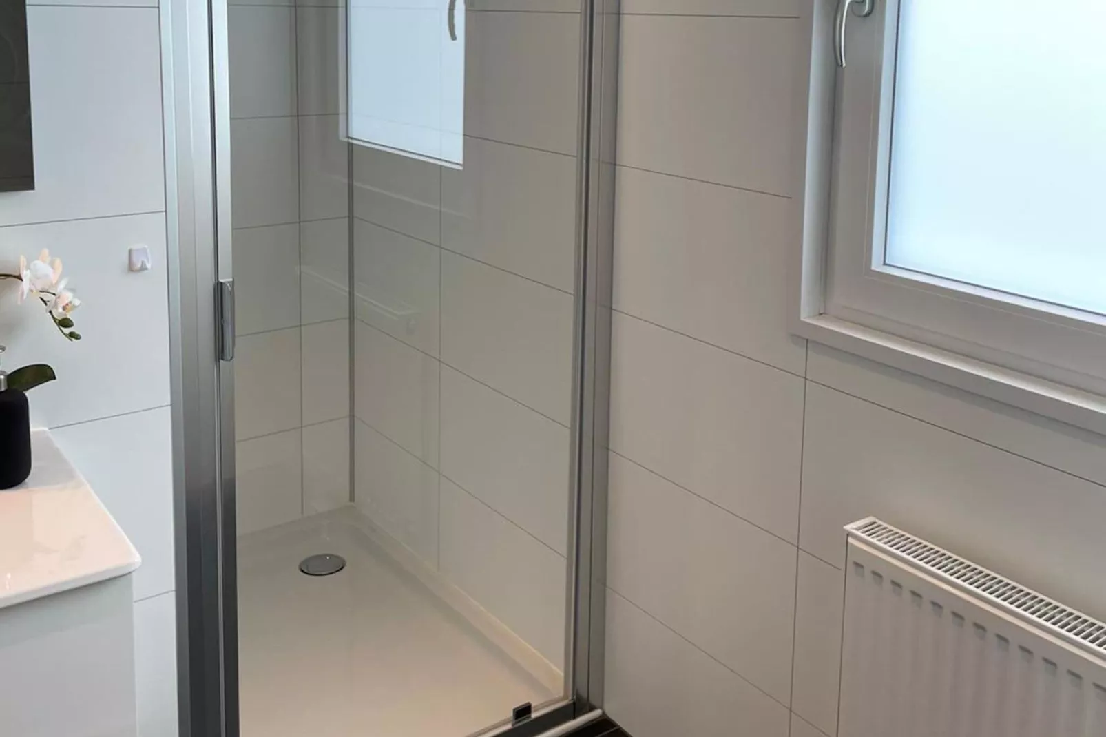 Vakantiepark Molenvelden 1-Bathroom