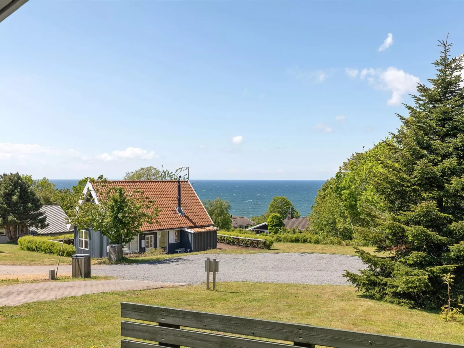 "Lahja" - 400m from the sea-Outside