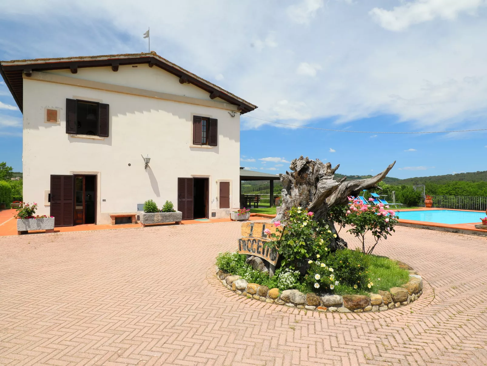 Il Poggetto-Outside