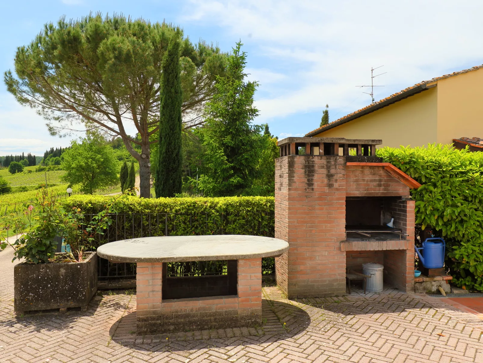 Il Poggetto-Outside