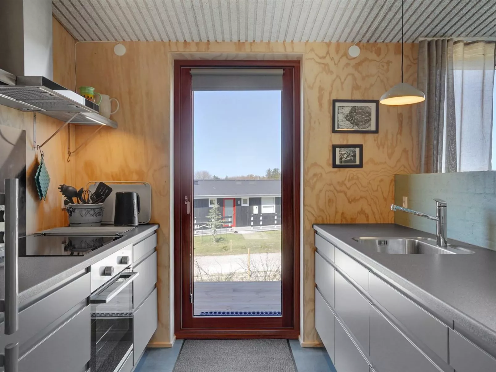 "Eila" - 400m from the sea-Inside